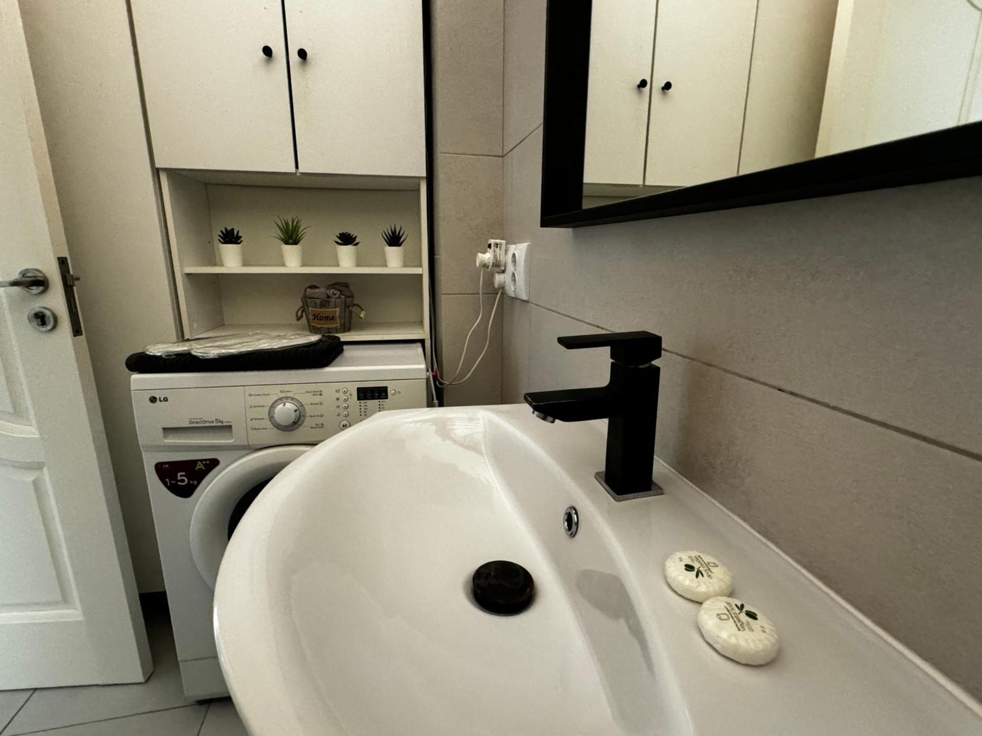 Case de vacanță Casa Aron Bucureşti