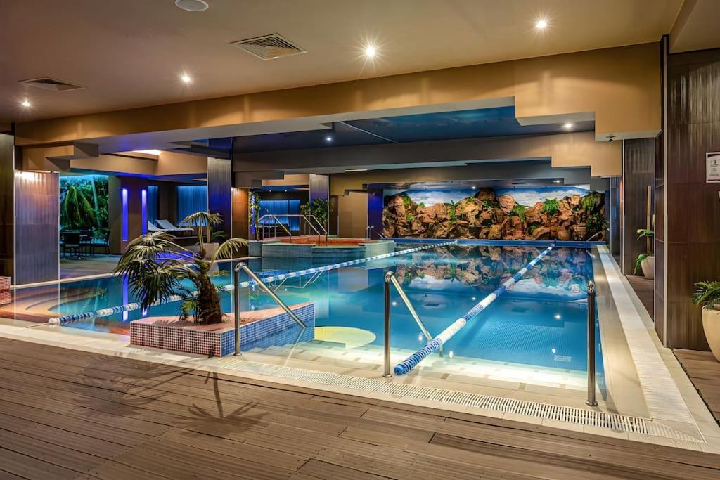 Lagoon 705 Bucharest