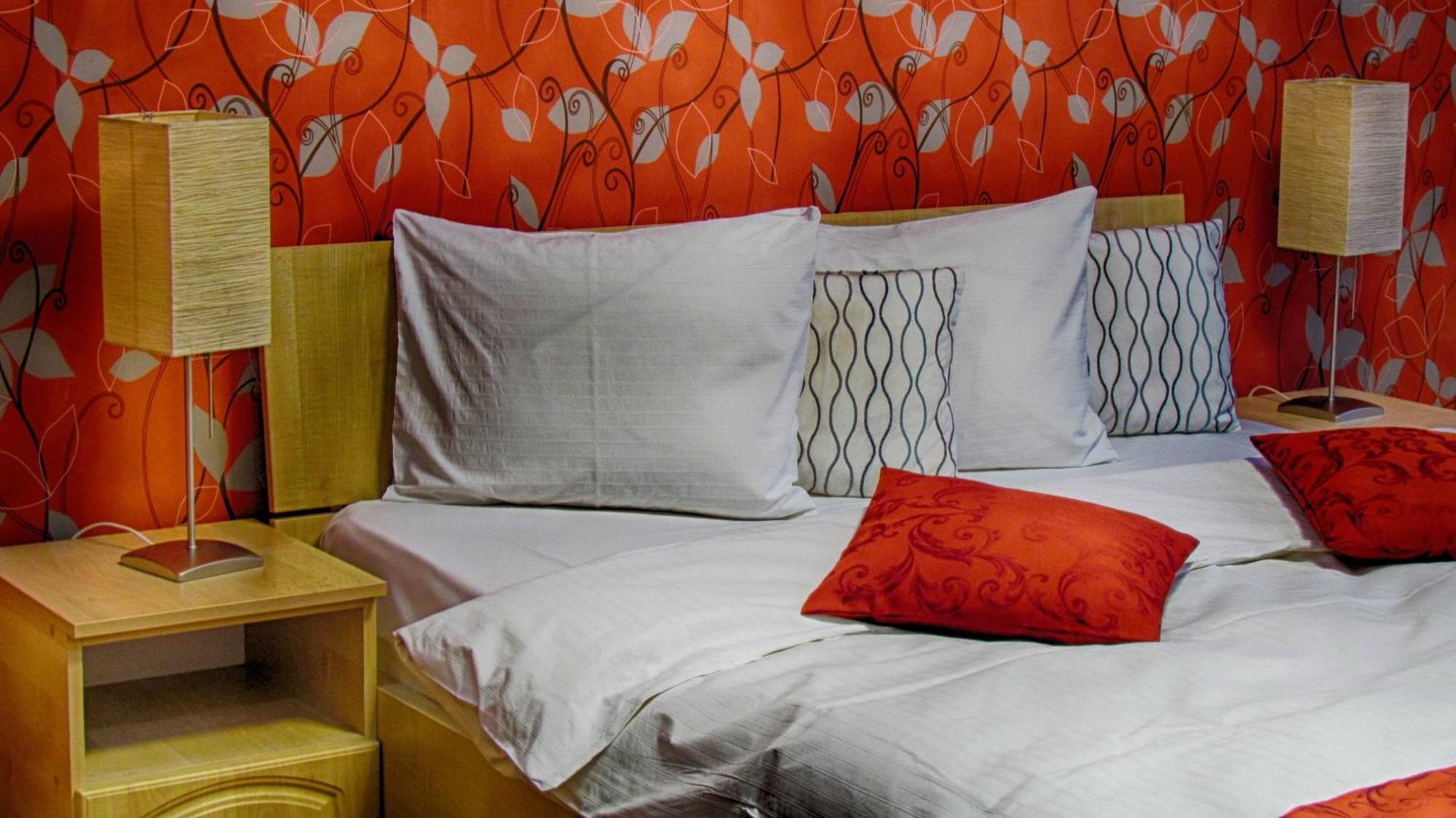 Garden And B&B 3*