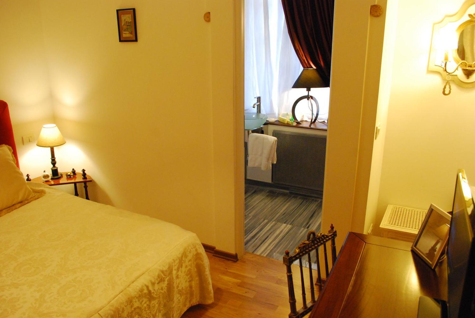 Hotel Grand Boutique 4*