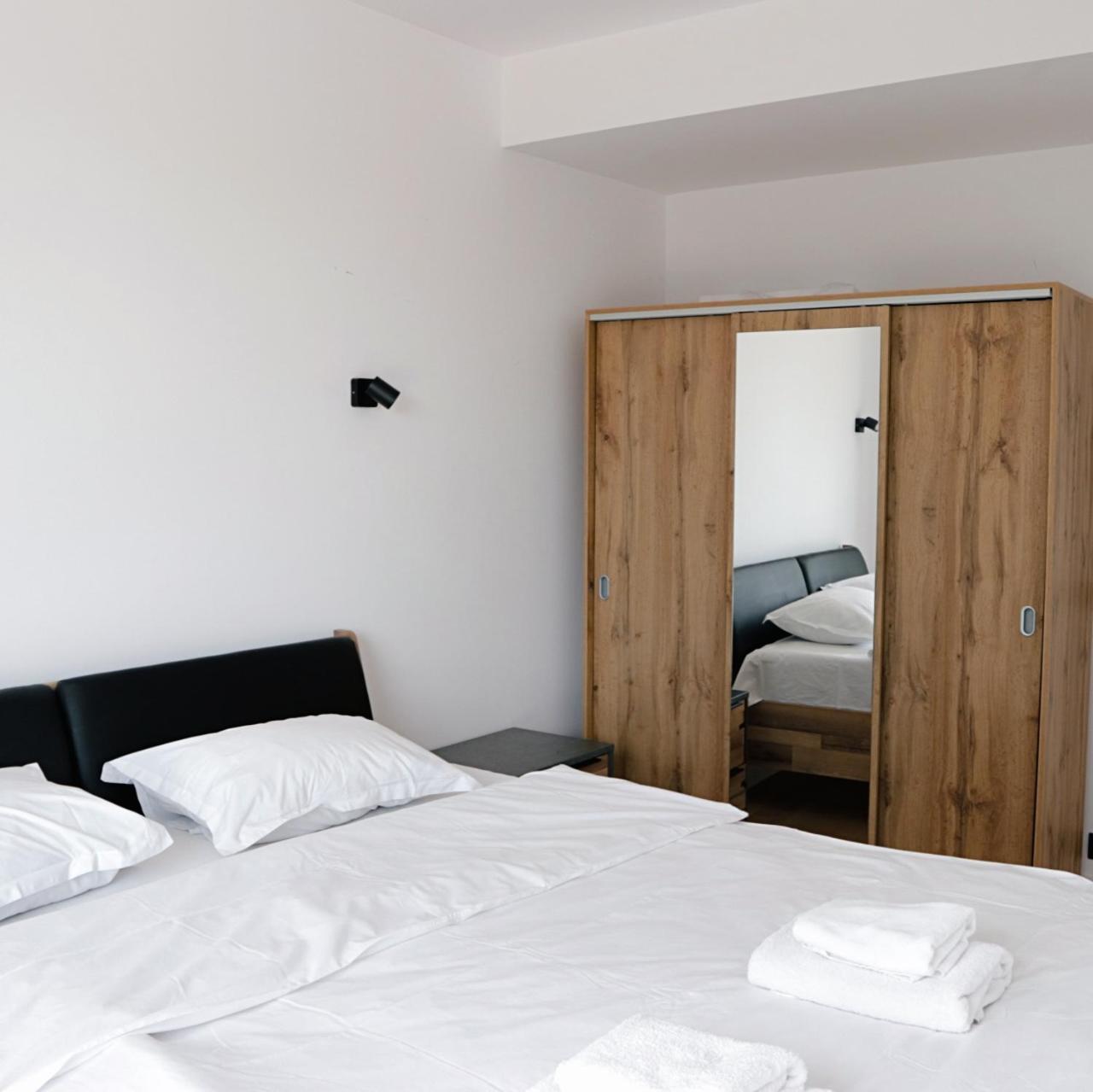 Apartment Reflectable I 1 Bedroom Near Herastrau *