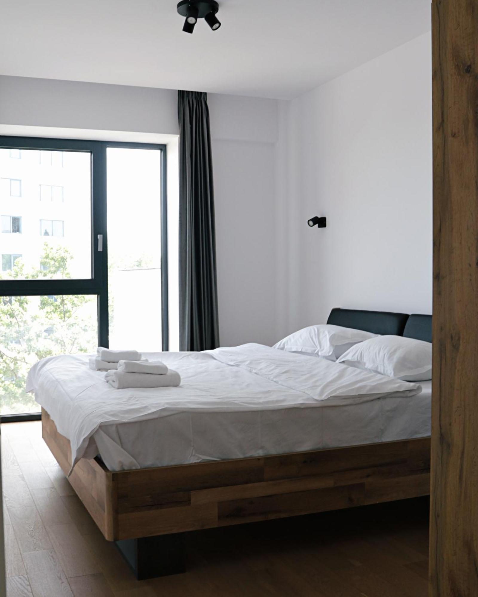 Reflectable I 1 Bedroom Near Herastrau Apartment