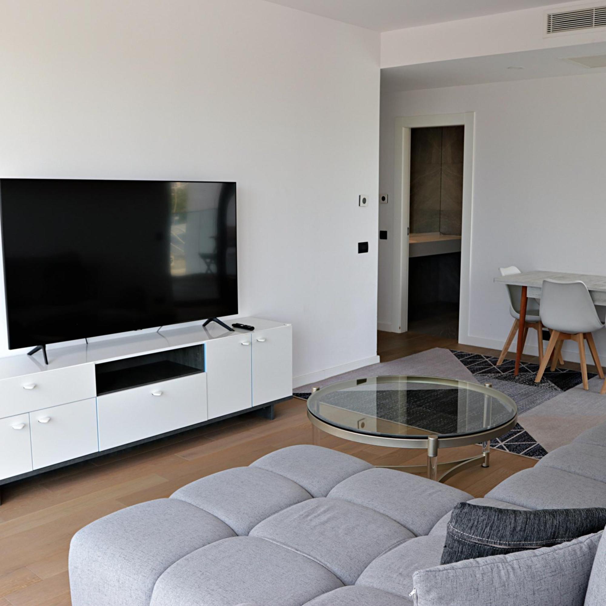 Reflectable I 1 Bedroom Near Herastrau Apartment