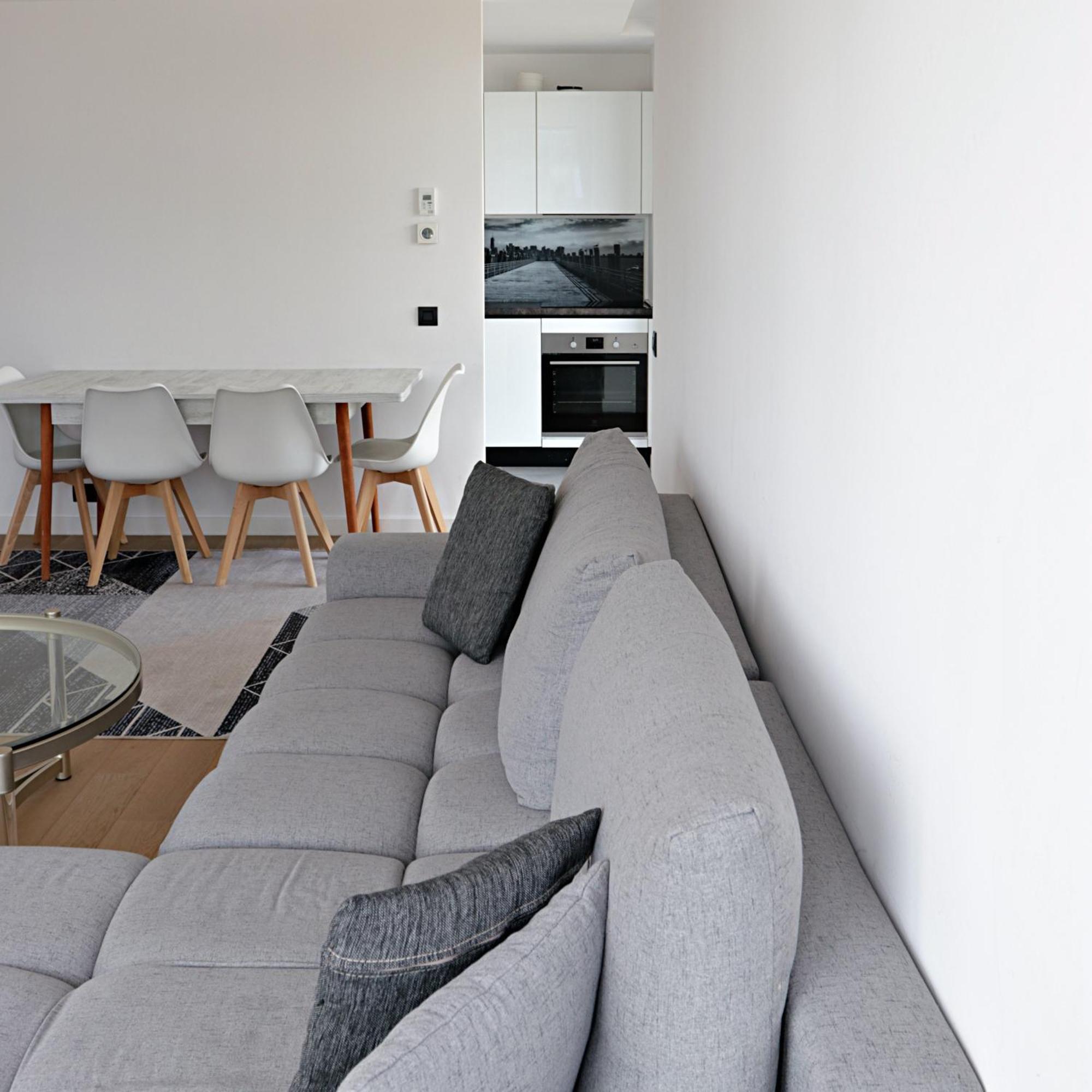 Reflectable I 1 Bedroom Near Herastrau * Bucharest