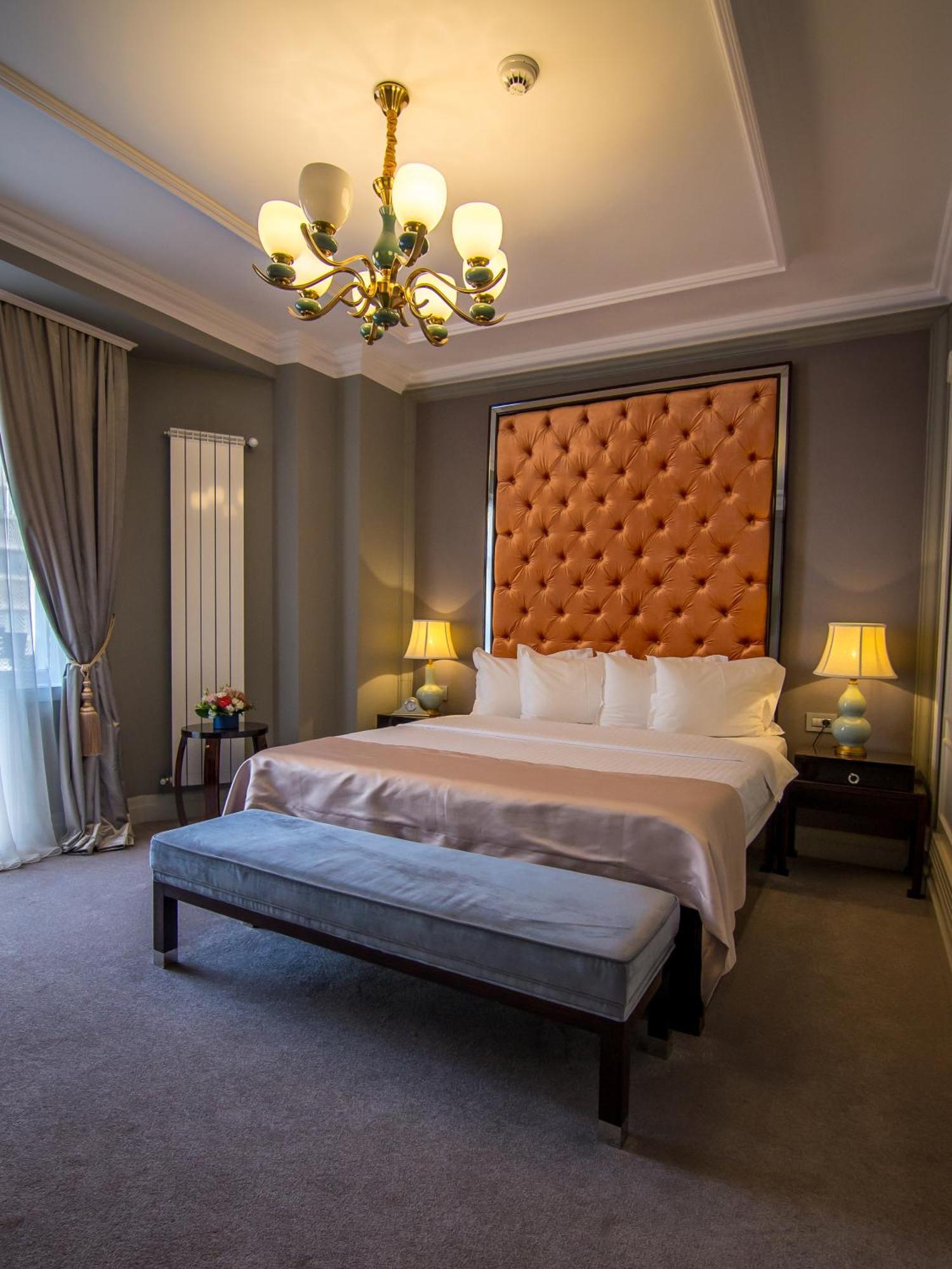 Lido By Phoenicia Hotel