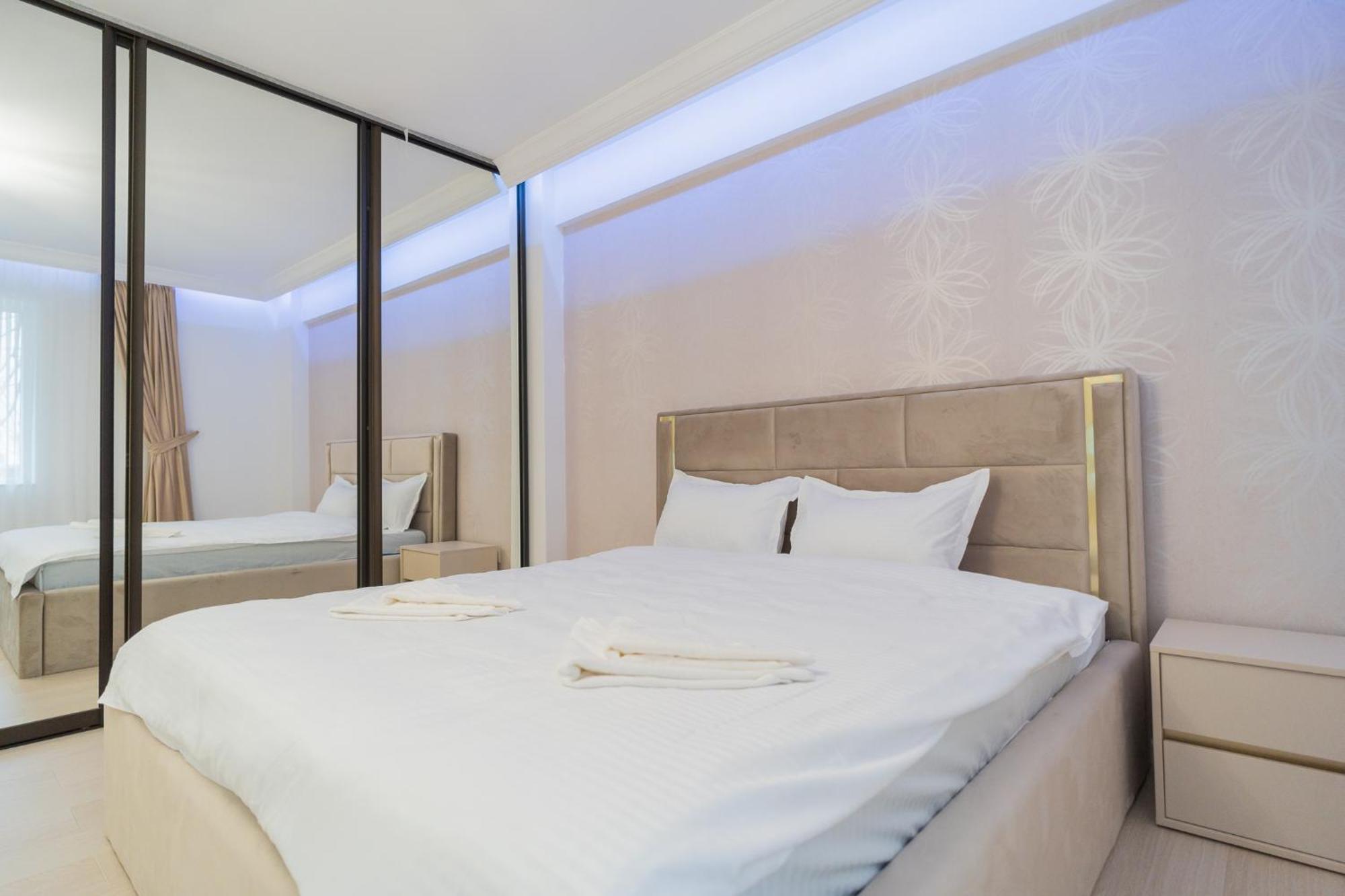 Apartment Herastrau Grand - Luxurious Residences Bucharest