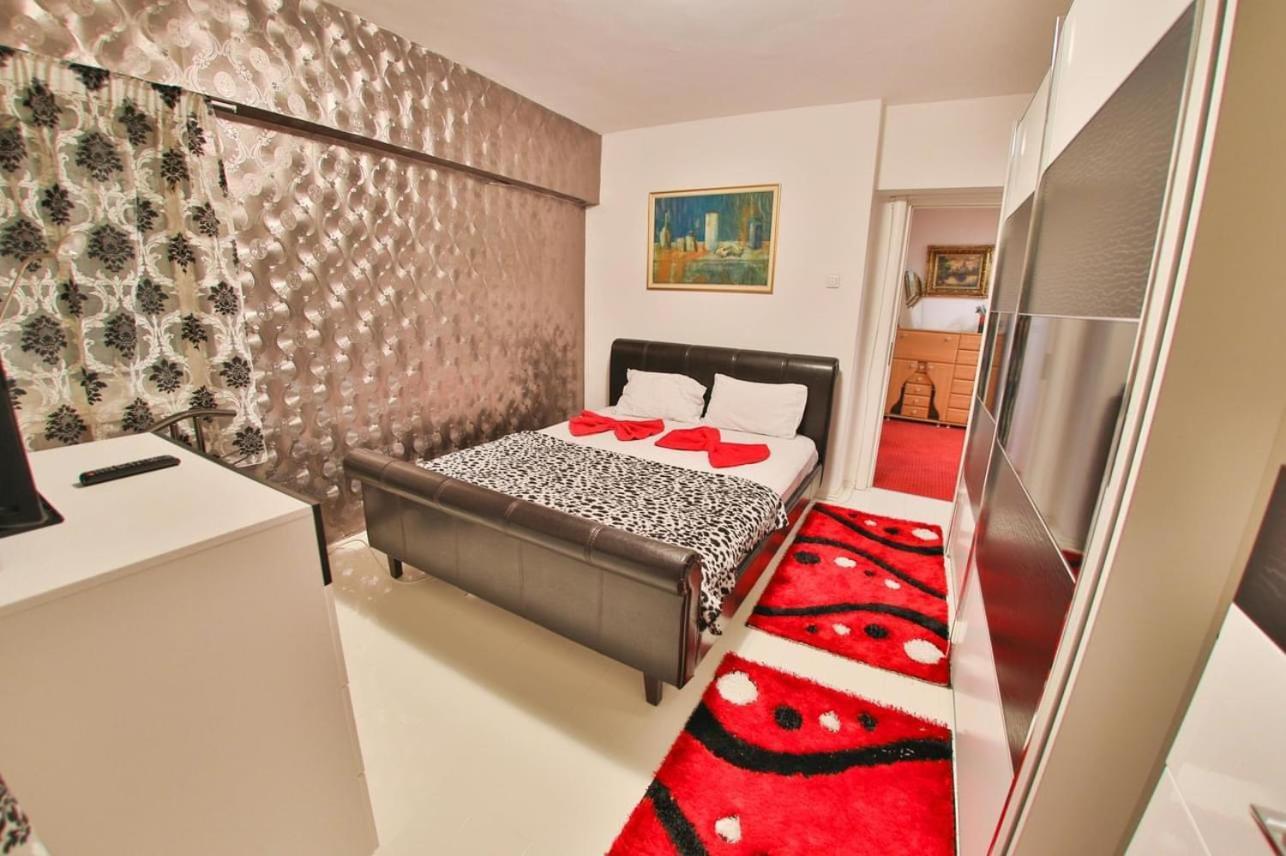 Apartment Versace Bucharest