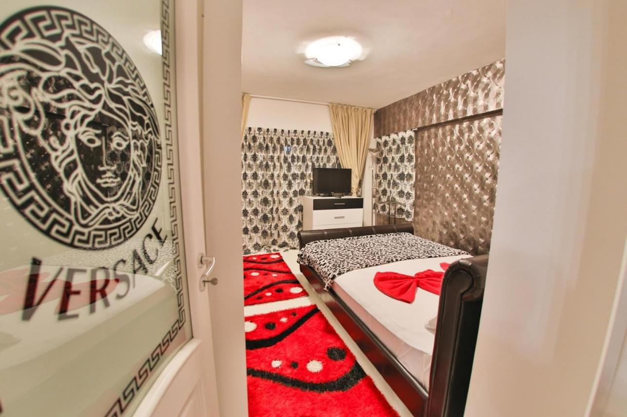 Apartment Versace *