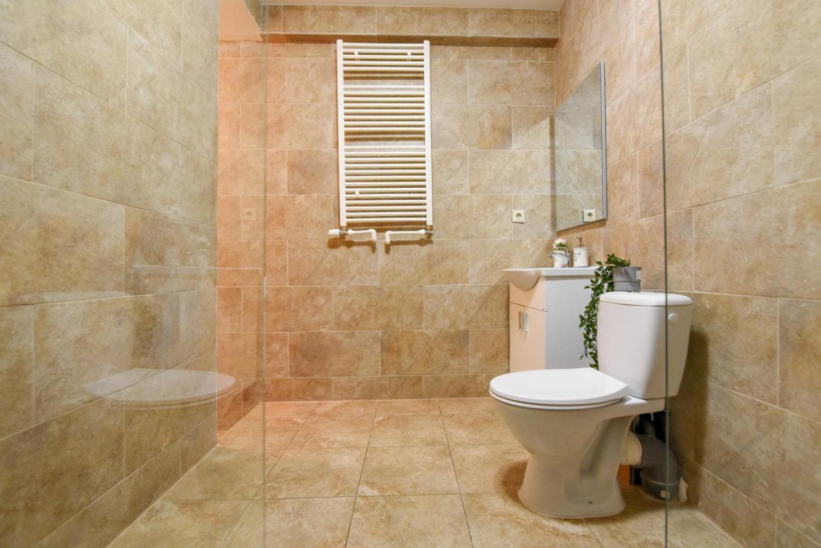 Historic Charm, Modern Comfort - In The Heart Of The Old Town Apartment Bucharest
