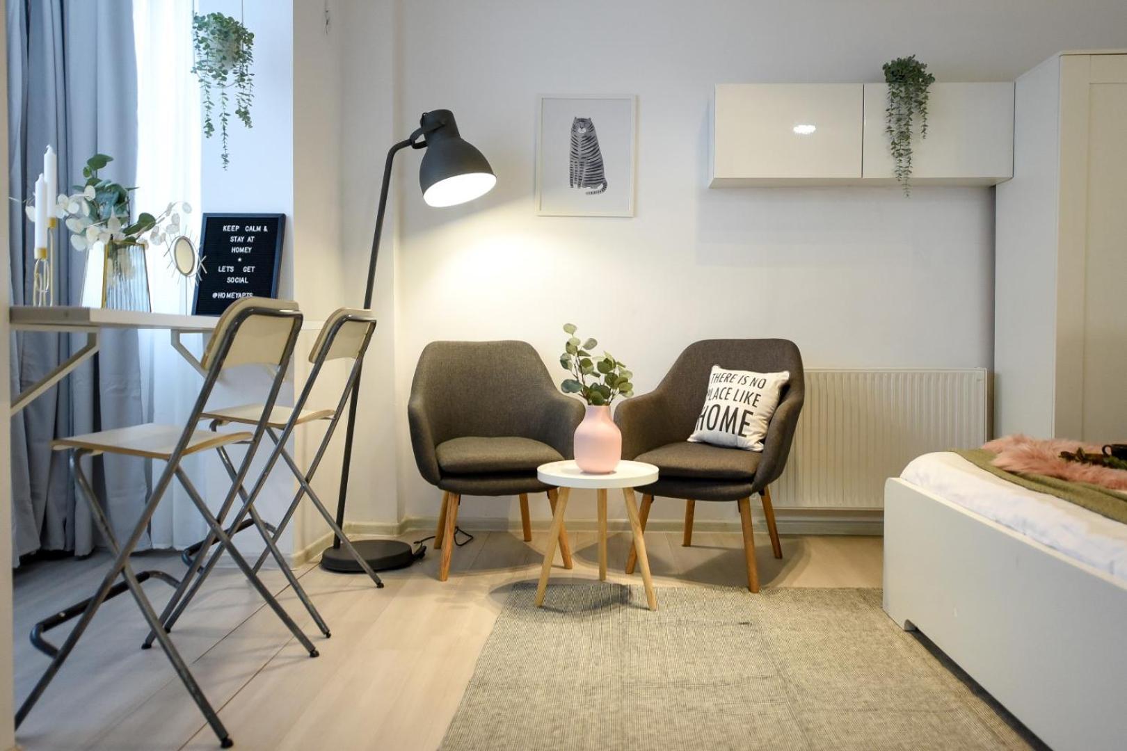 Bucharest's Heartbeat - Cozy On Smardan Street Bucharest