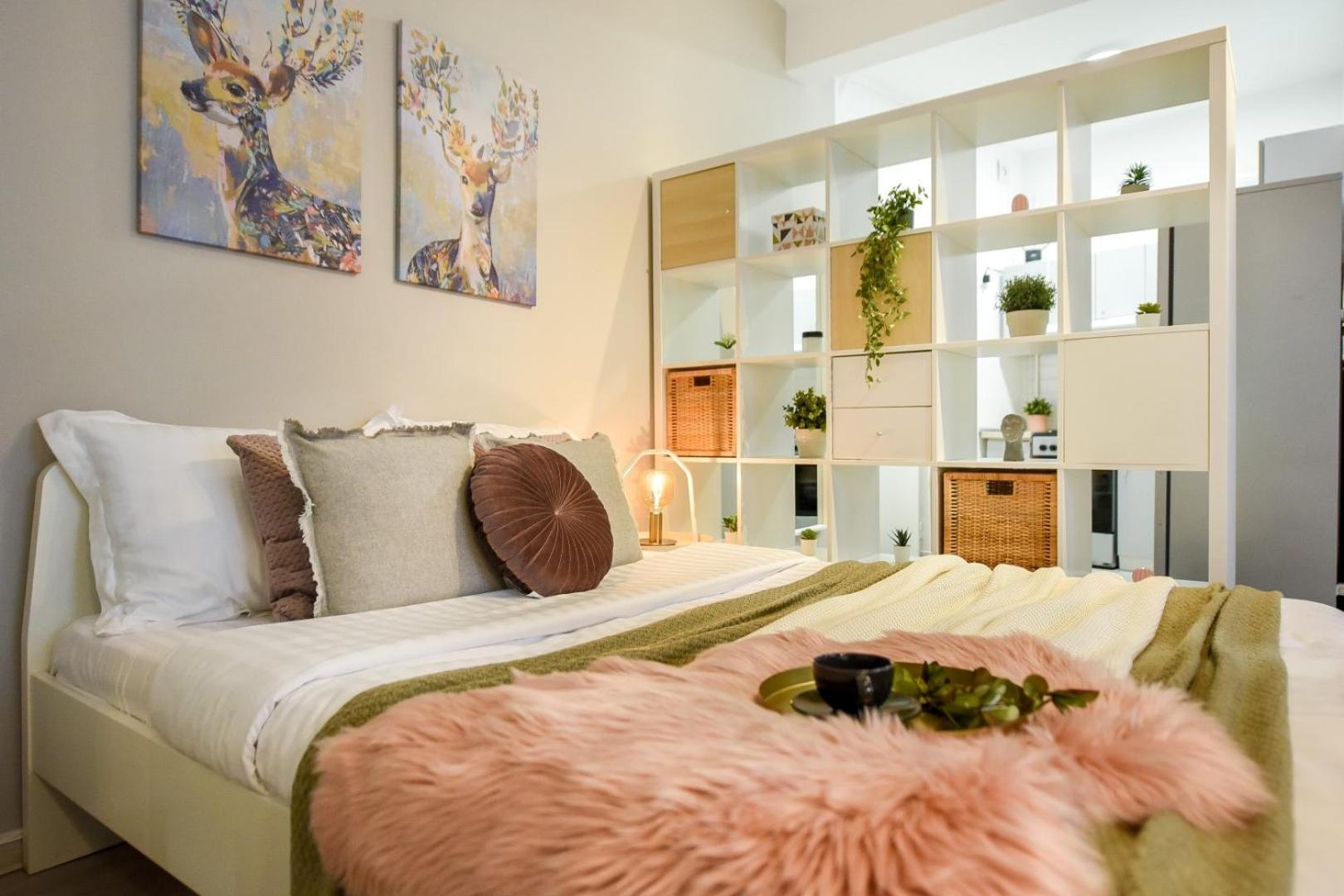 Bucharest's Heartbeat - Cozy On Smardan Street Apartment *