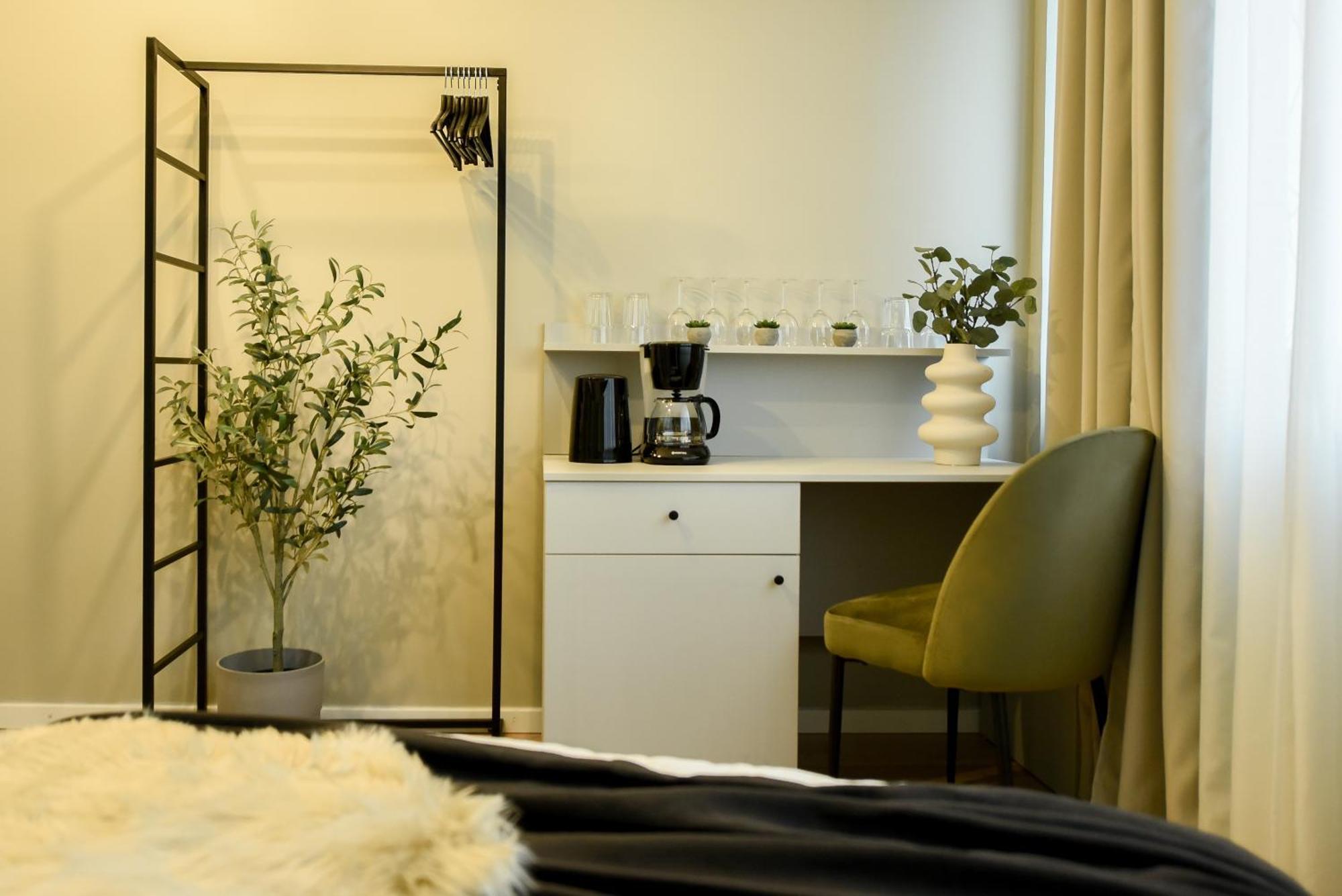 Magheru Boulevard Cozy - Where Less Is Apartment Bucharest