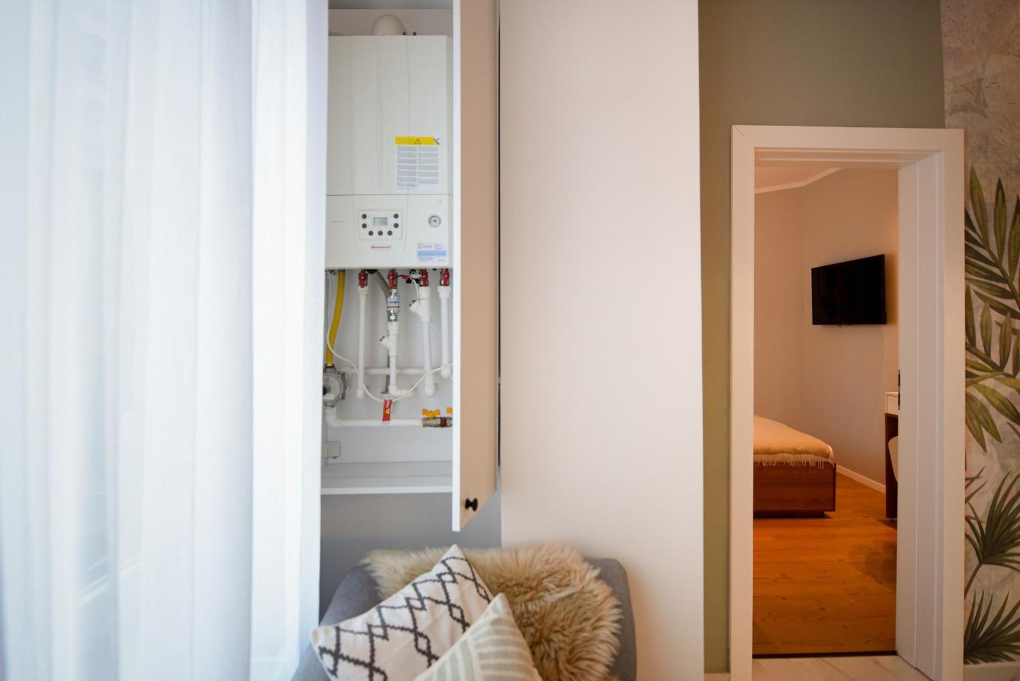 Near Cismigiu - Where Style Meets Convenience * Bucharest