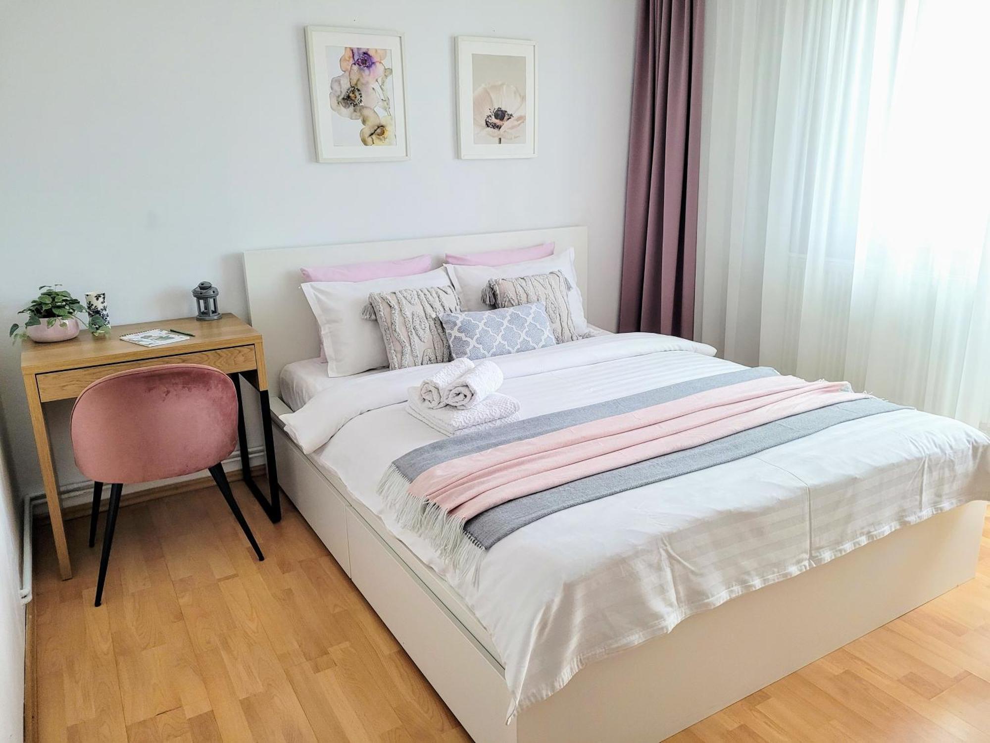 Cozy Retreat, Obor Market & Metro *