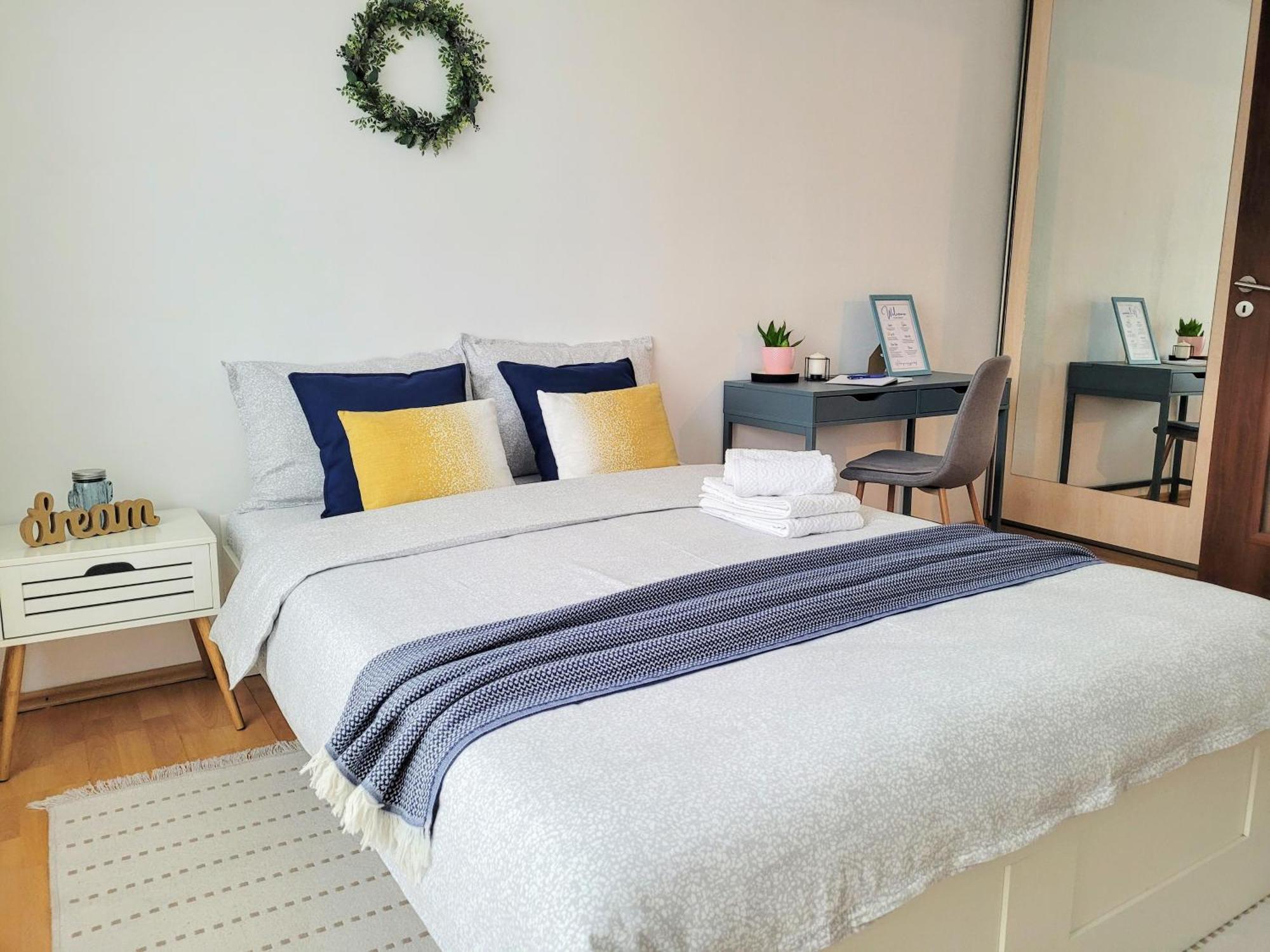Apartment Cozy Retreat, Obor Market & Metro Bucharest