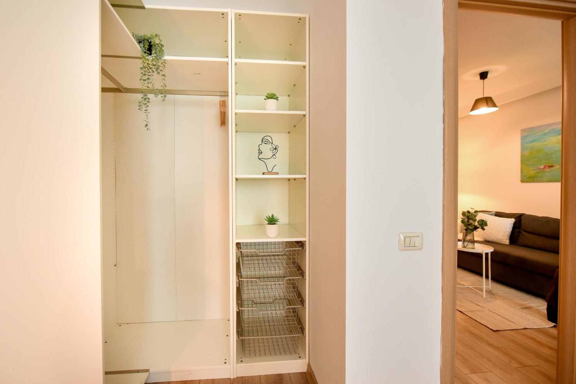 Long Heaven - Comfortable & Spacious In Baneasa * Bucharest