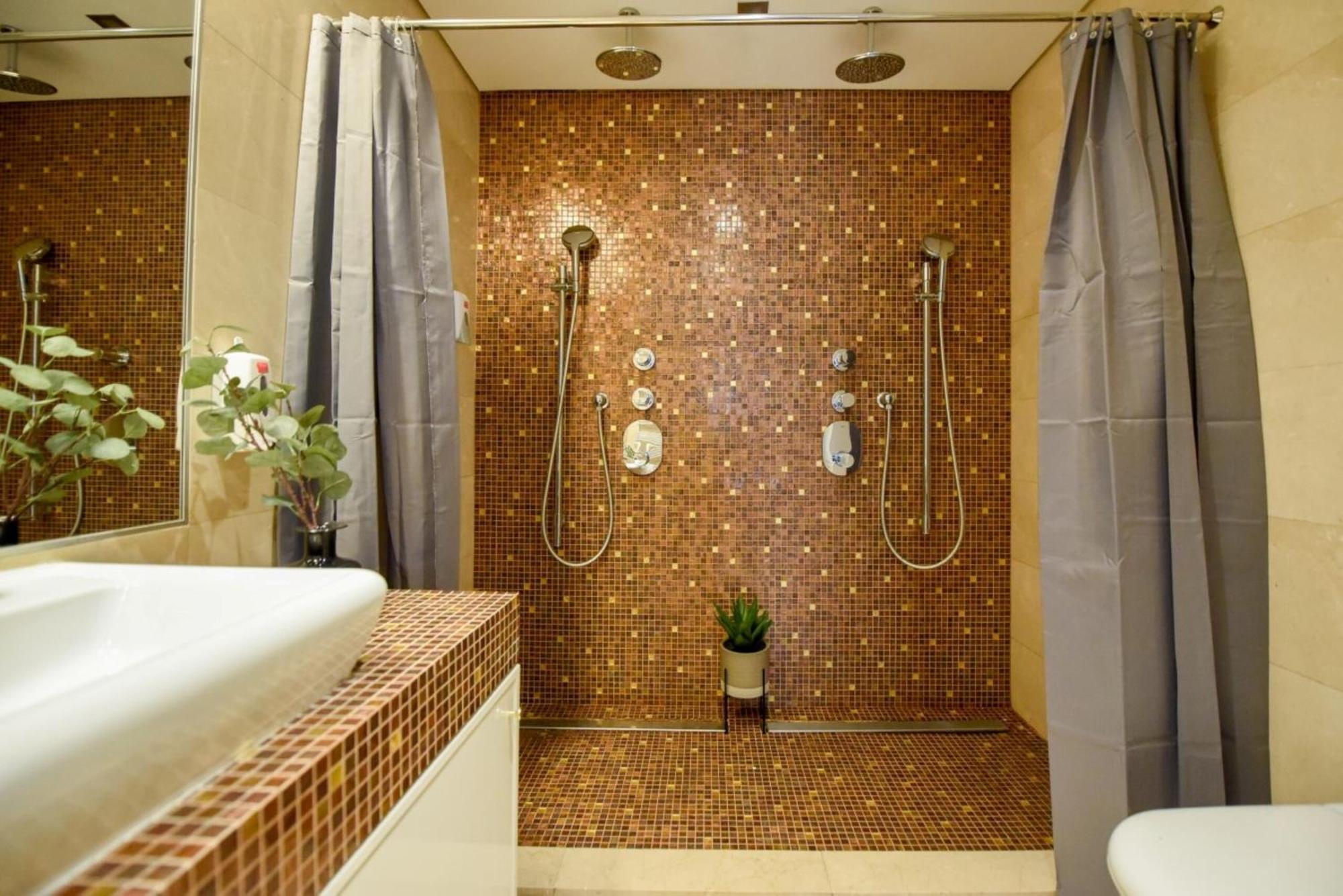 Wonderful In Prime North Location - Heaven For Extended * Bucureşti
