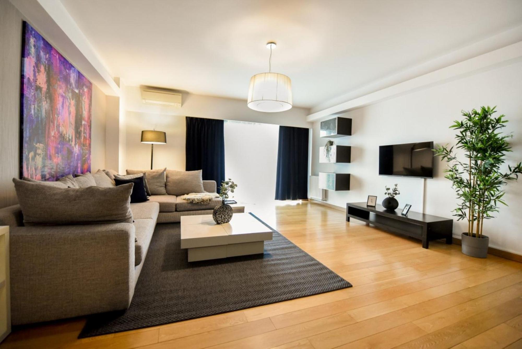Wonderful In Prime North Location - Heaven For Extended