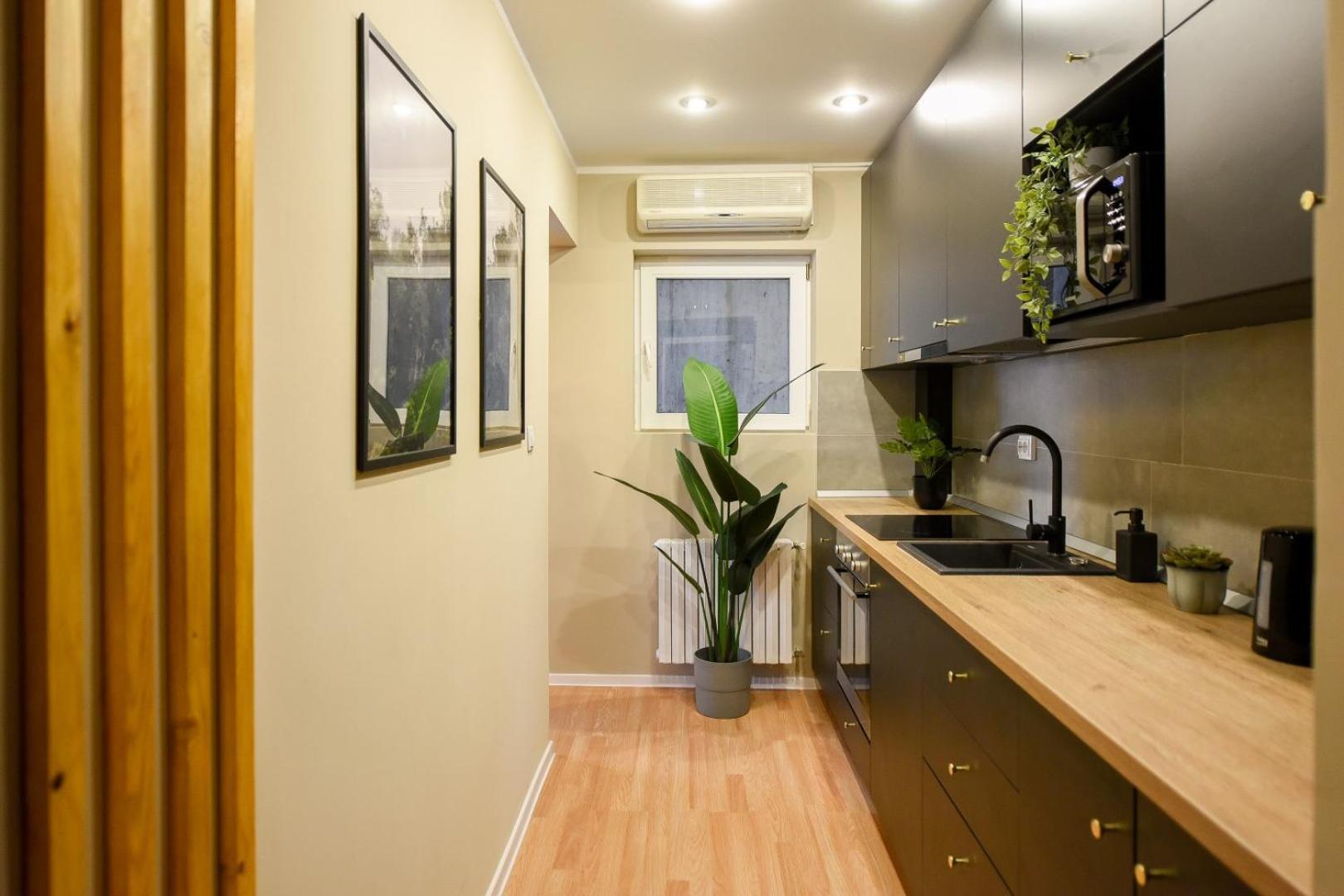 Apartament Modern Elegance In The Heart Of The City - romana Square