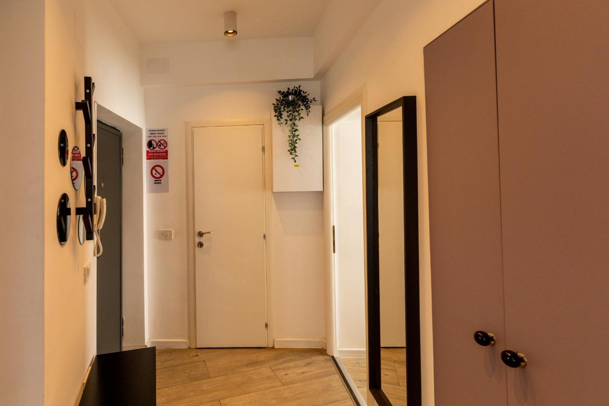 Modern Elegance In The Heart Of The City - romana Square Apartament *
