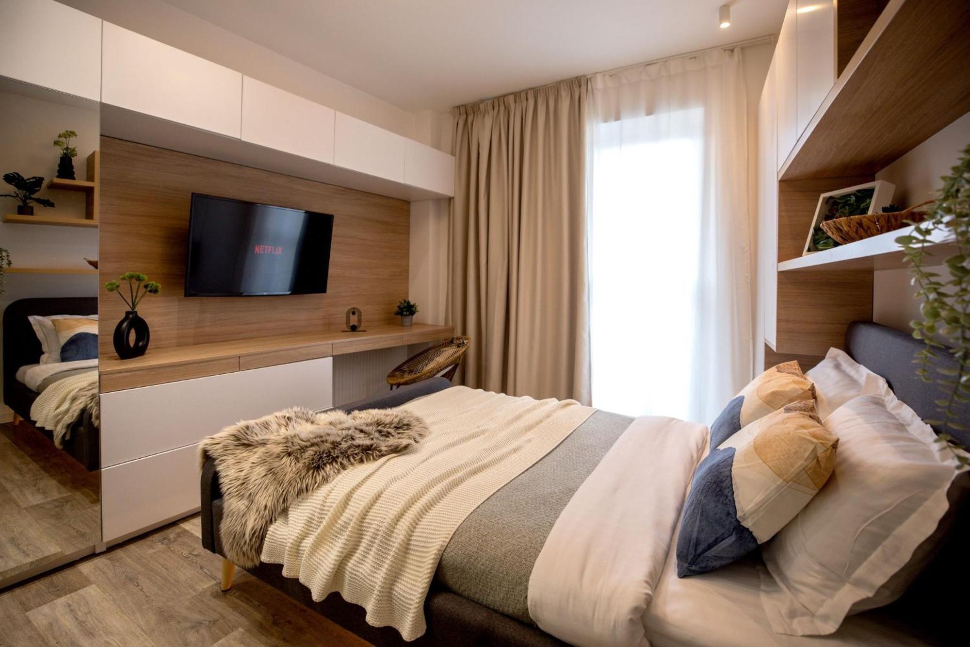 Apartament Modern Elegance In The Heart Of The City - romana Square