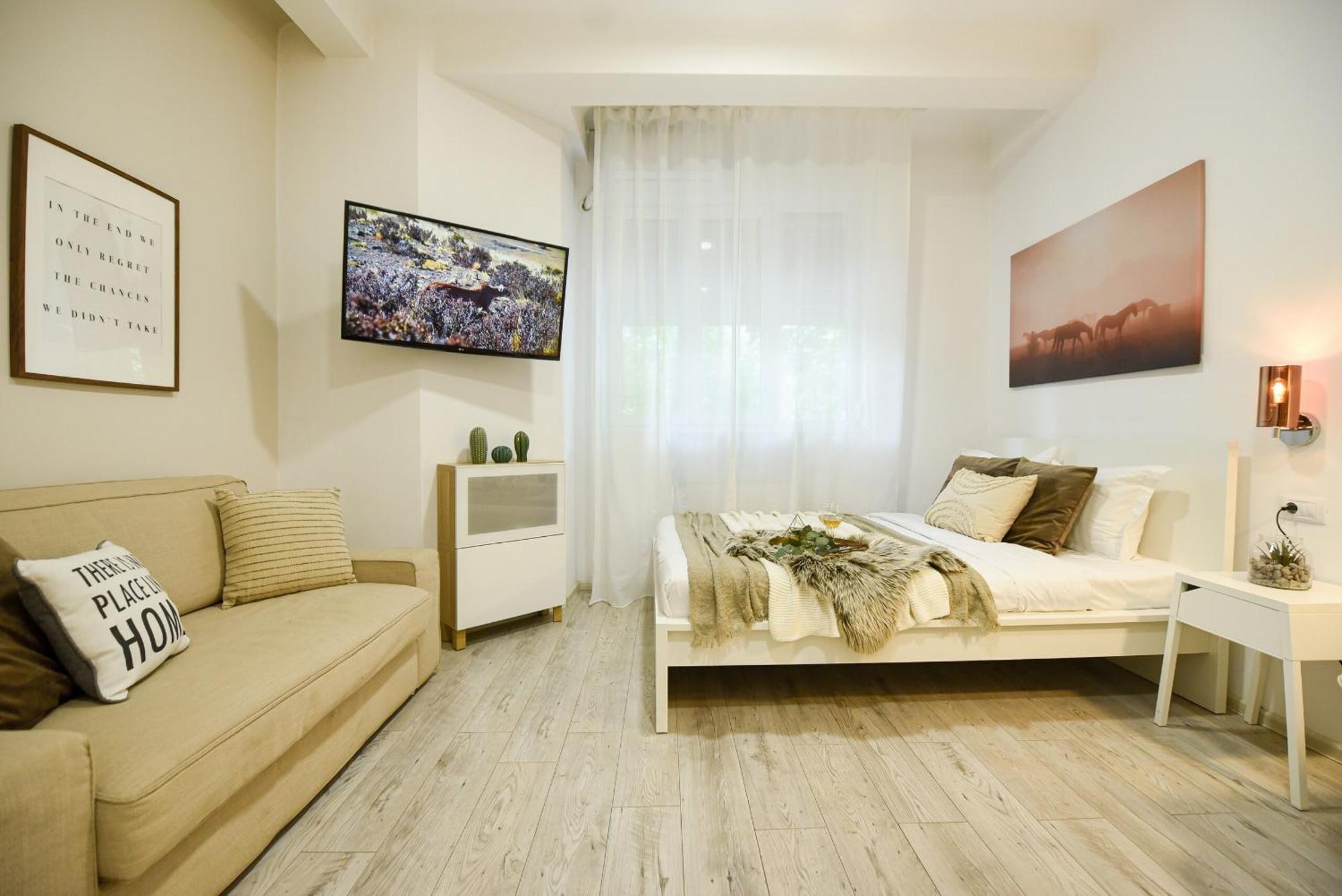 Apartment Ideal - Spacious & Modern Near Unirii Square