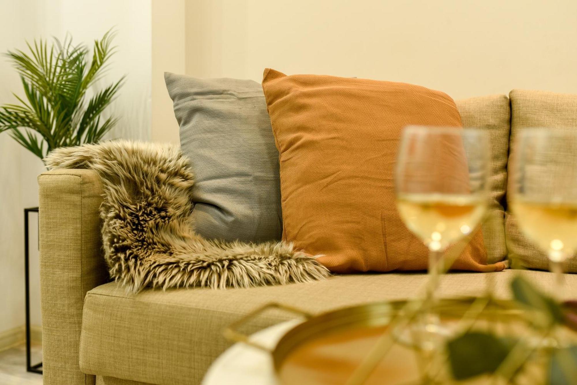 Ideal - Spacious & Modern Near Unirii Square Bucharest