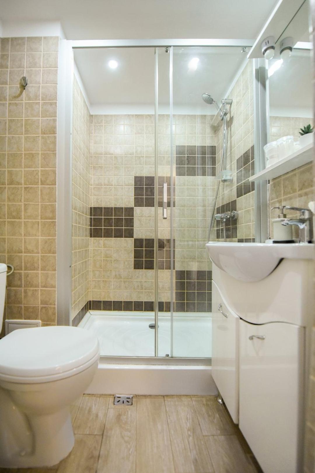 Downtown Oasis: With Cozy Charm * Bucharest