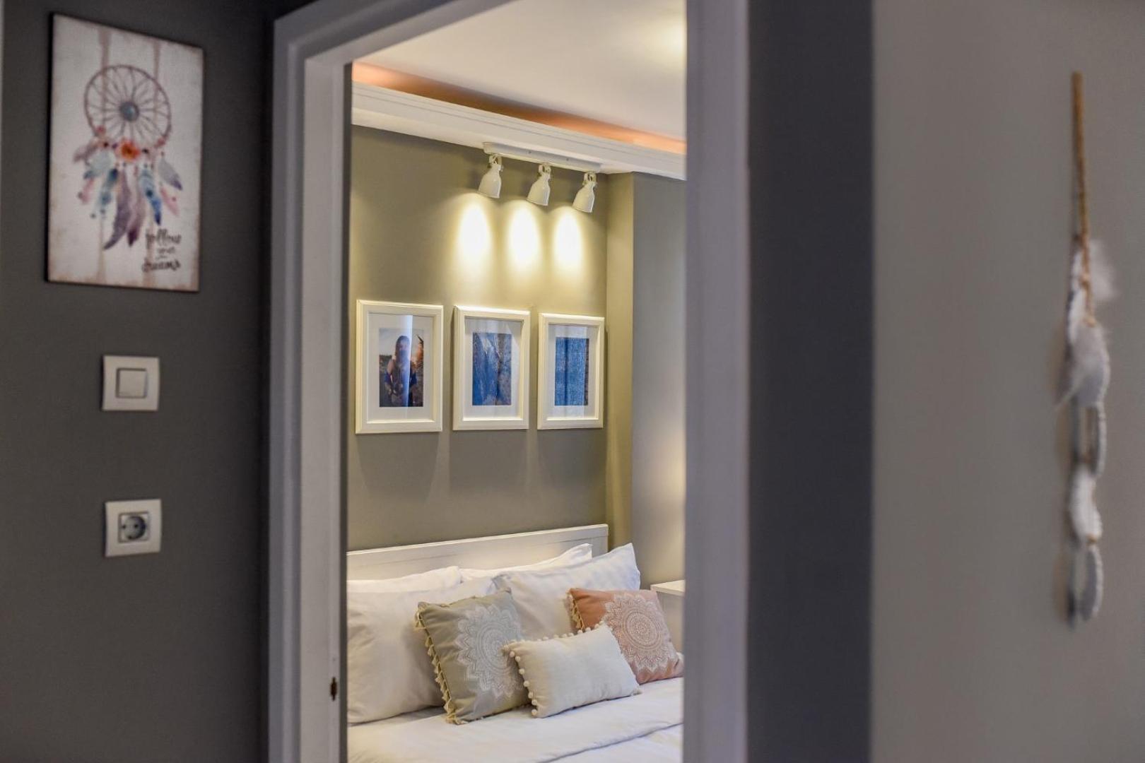 Downtown Oasis: With Cozy Charm * Bucharest