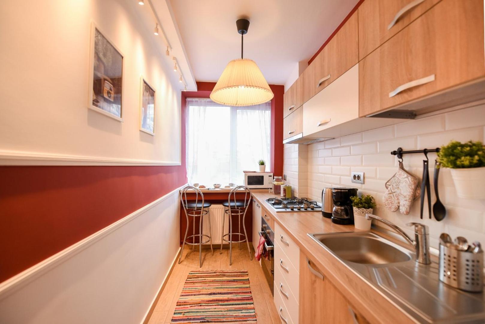 Downtown Oasis: With Cozy Charm
