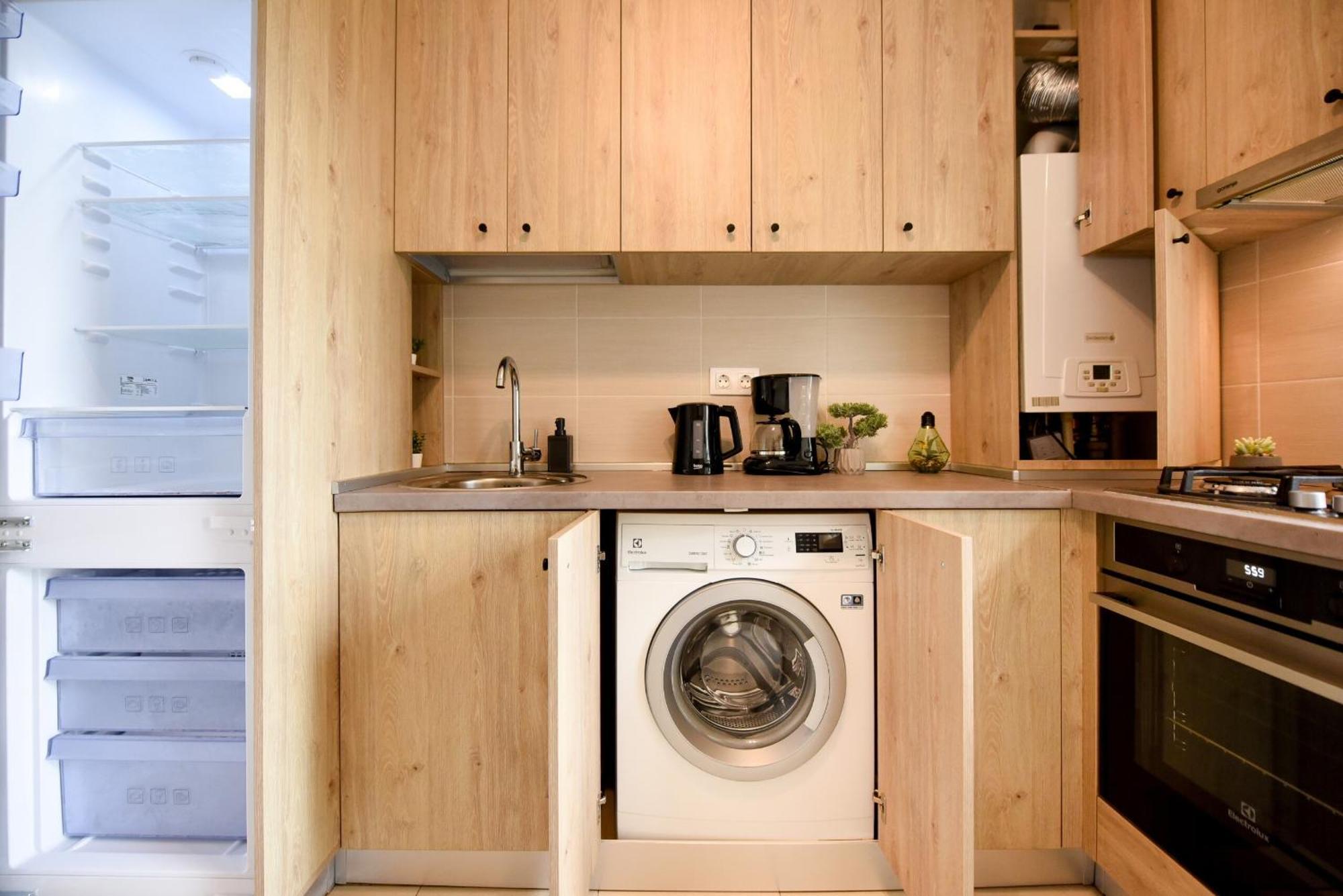 Perfect Stay: Urban Heaven In Aviatiei Business Area Apartment