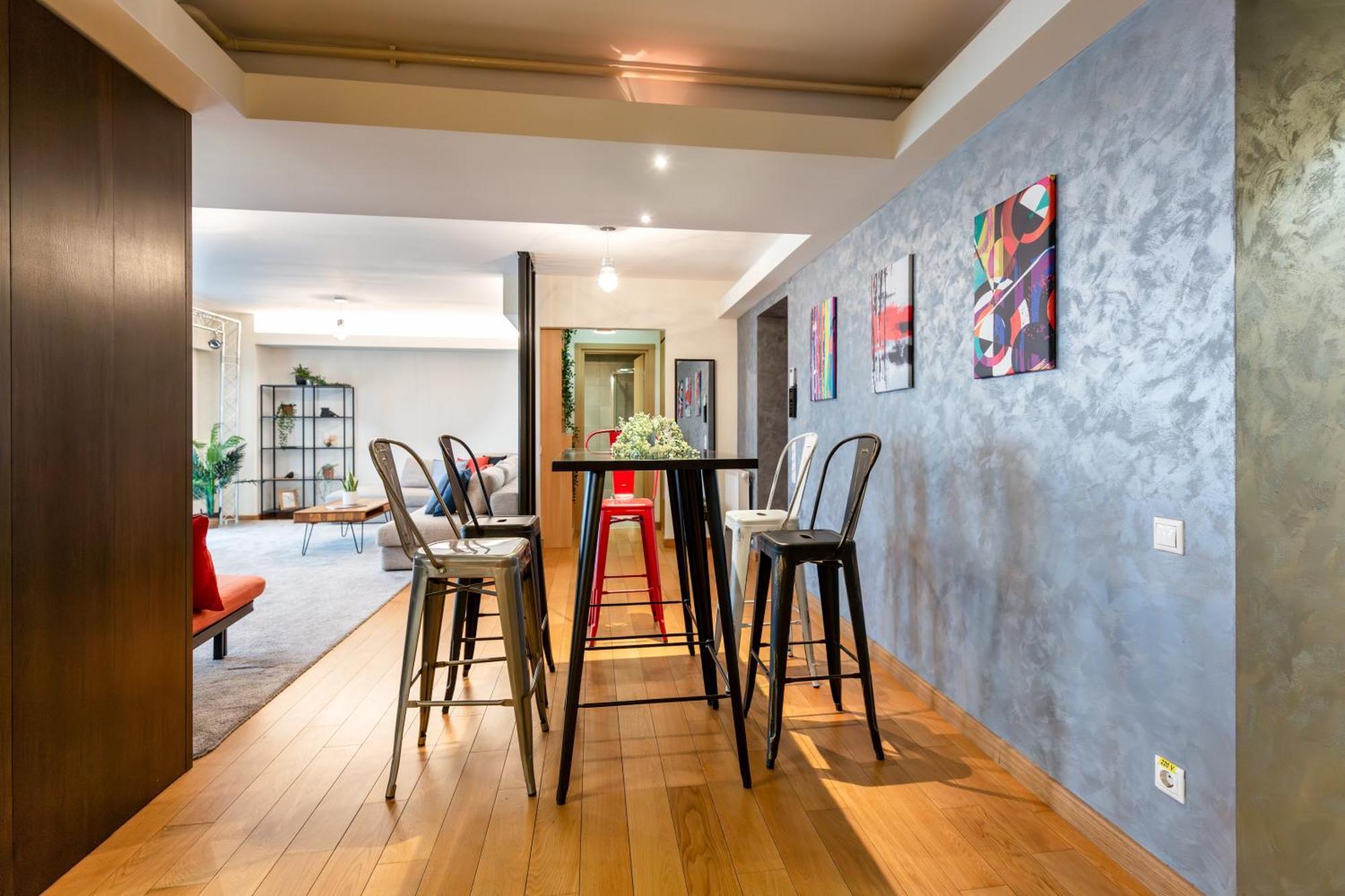 Wonderful In Prime North Location - Heaven For Extended * Bucureşti