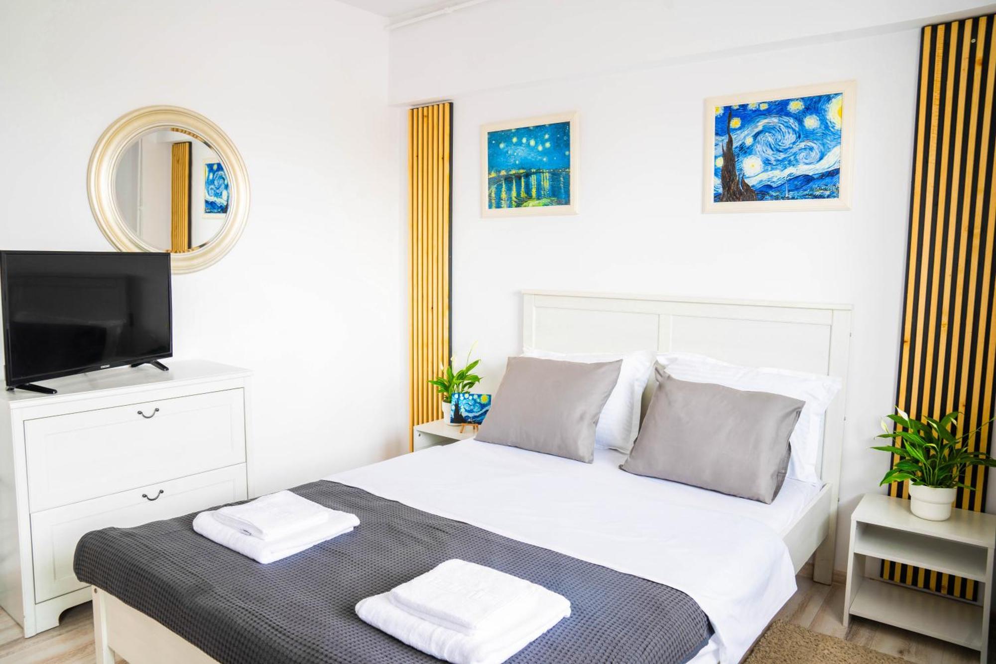 Heart Of City Sky Apartment Bucharest