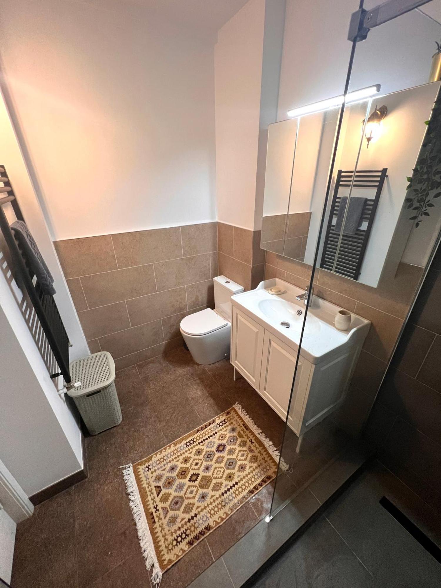 Boulevard No1 Gara De Nord Apartamento Bucareste
