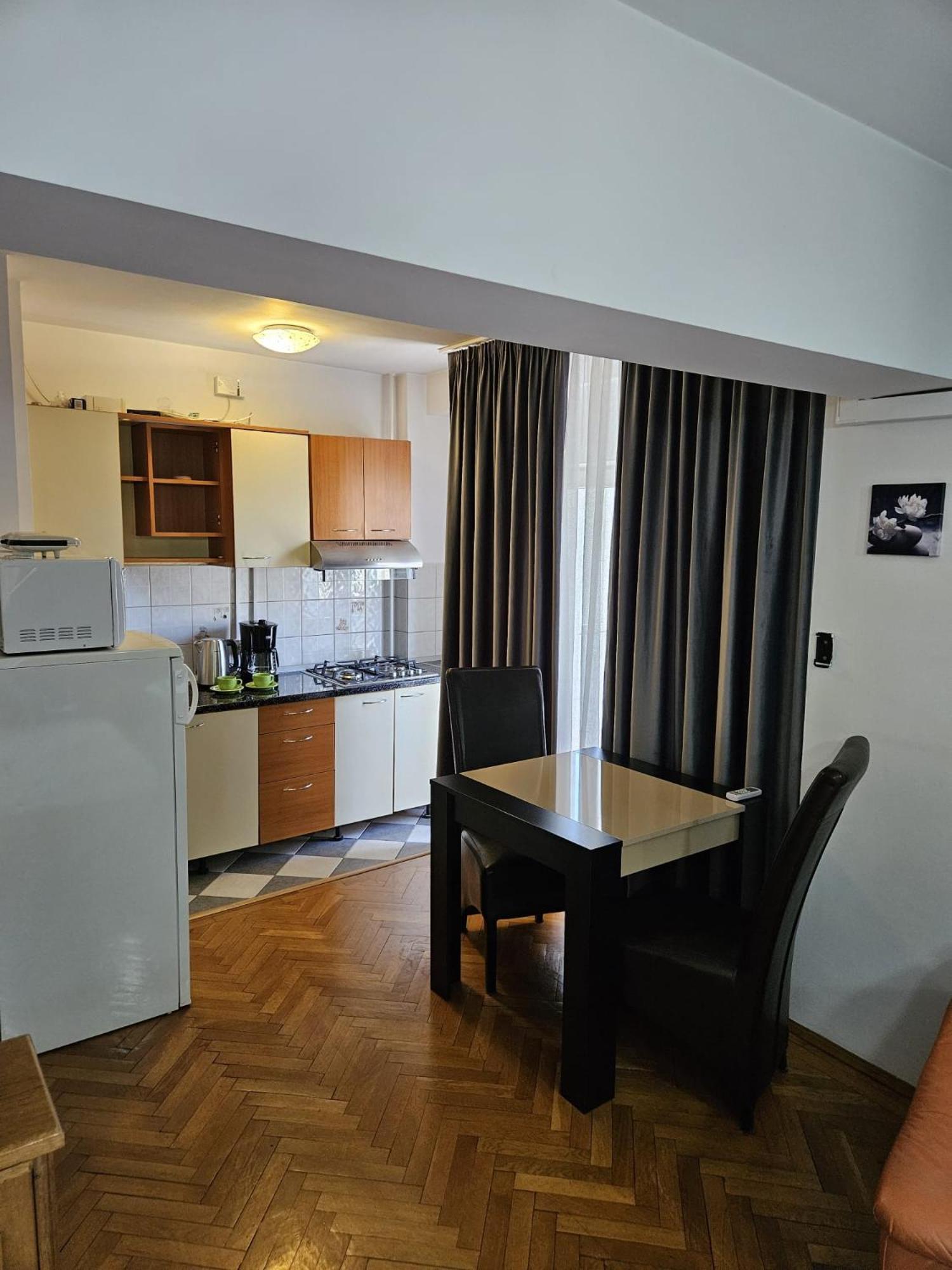 Margot Centre Apartament *