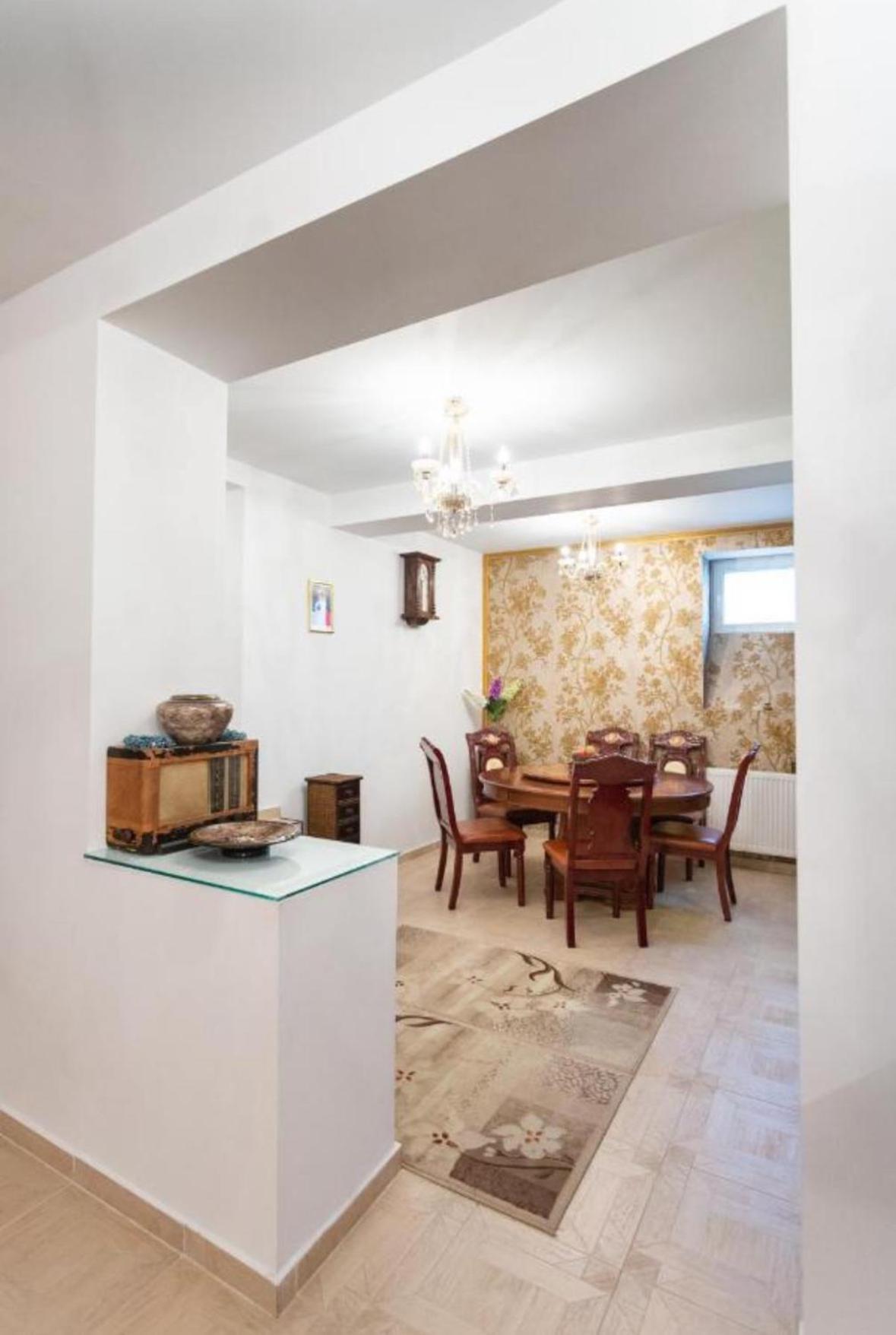 New Burgeois Berindey - Universitate Apartment