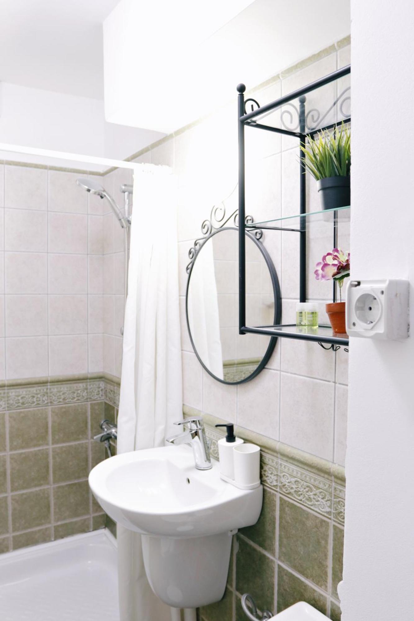 City Base I 2 Bedroom Apt Victoriei *