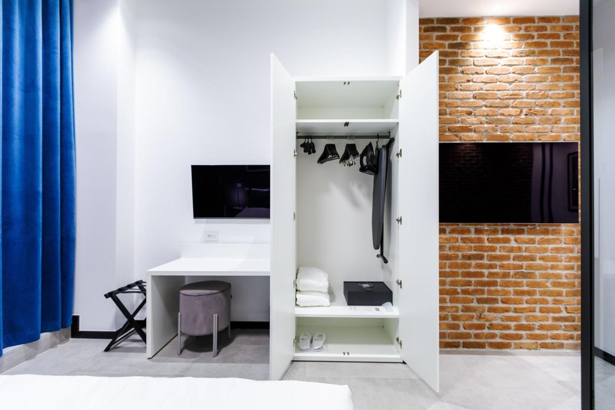 Apartment Old Town Snail Design *