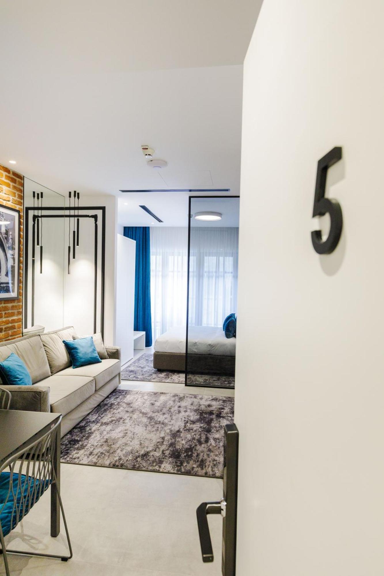 Old Town Snail Design Apartment Bucharest
