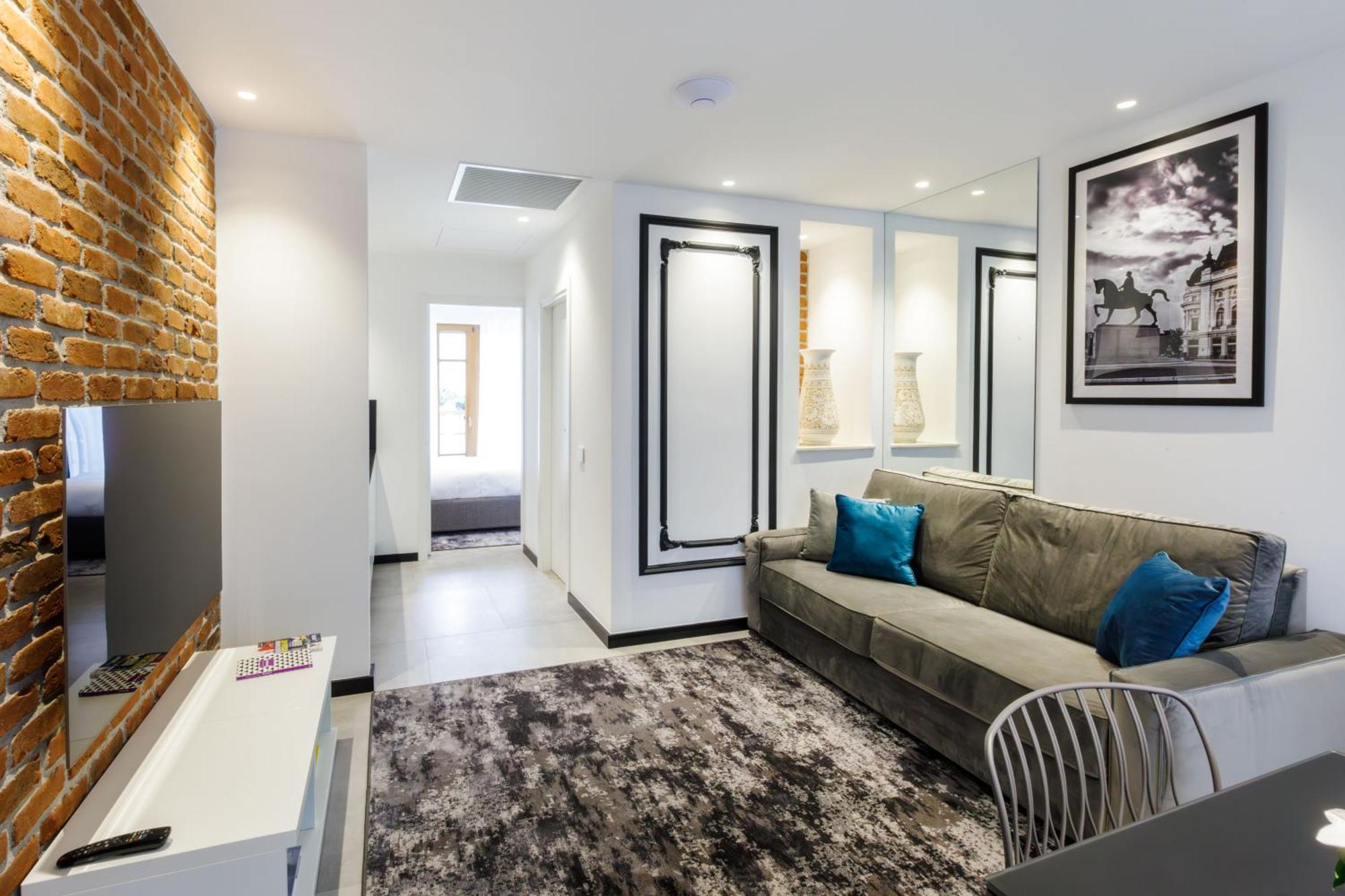 Apartment Old Town Snail Design *