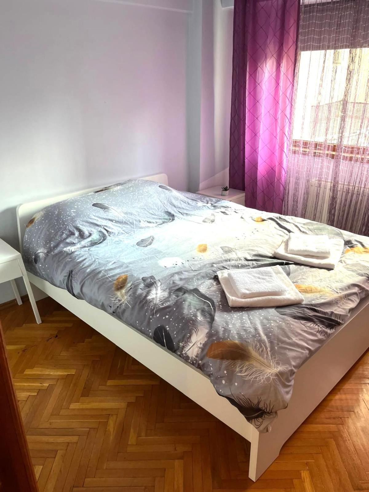 Apartamento Romana 100 Sqm Deluxe Apartament *