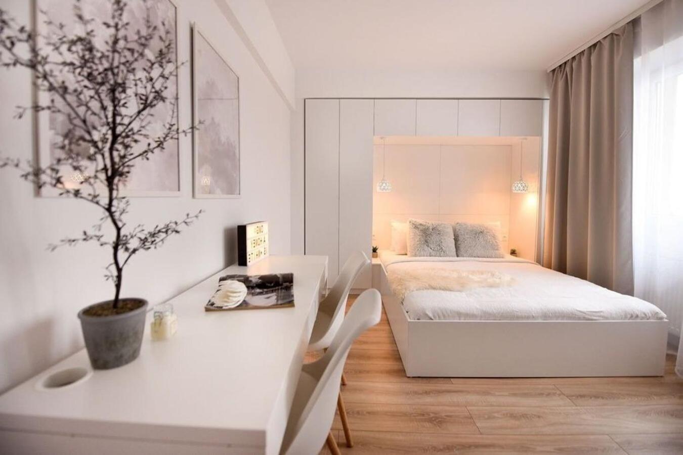 White Heaven Hideout * Bucharest