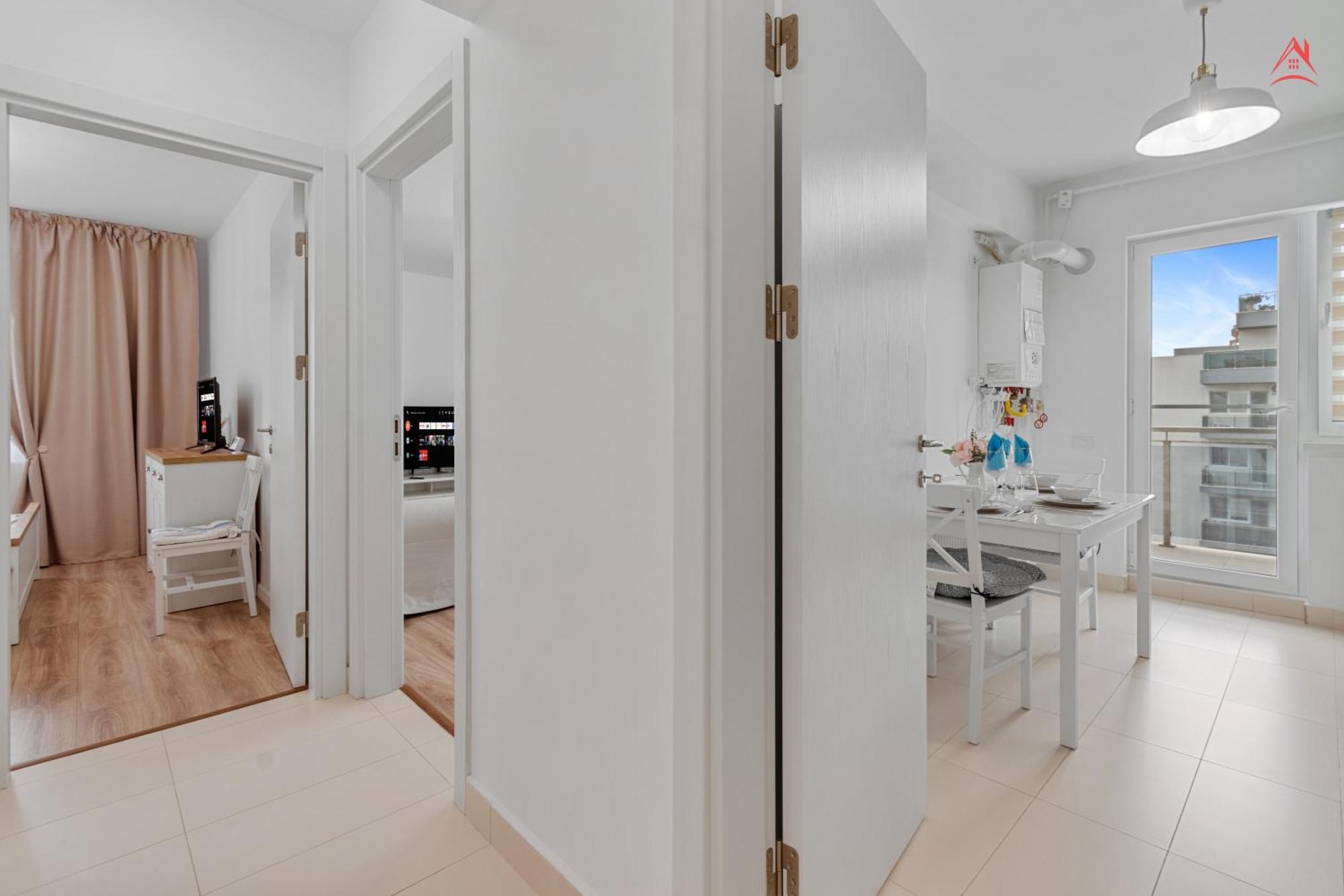 Apartment Noussa High Class With Private Parking Bucharest