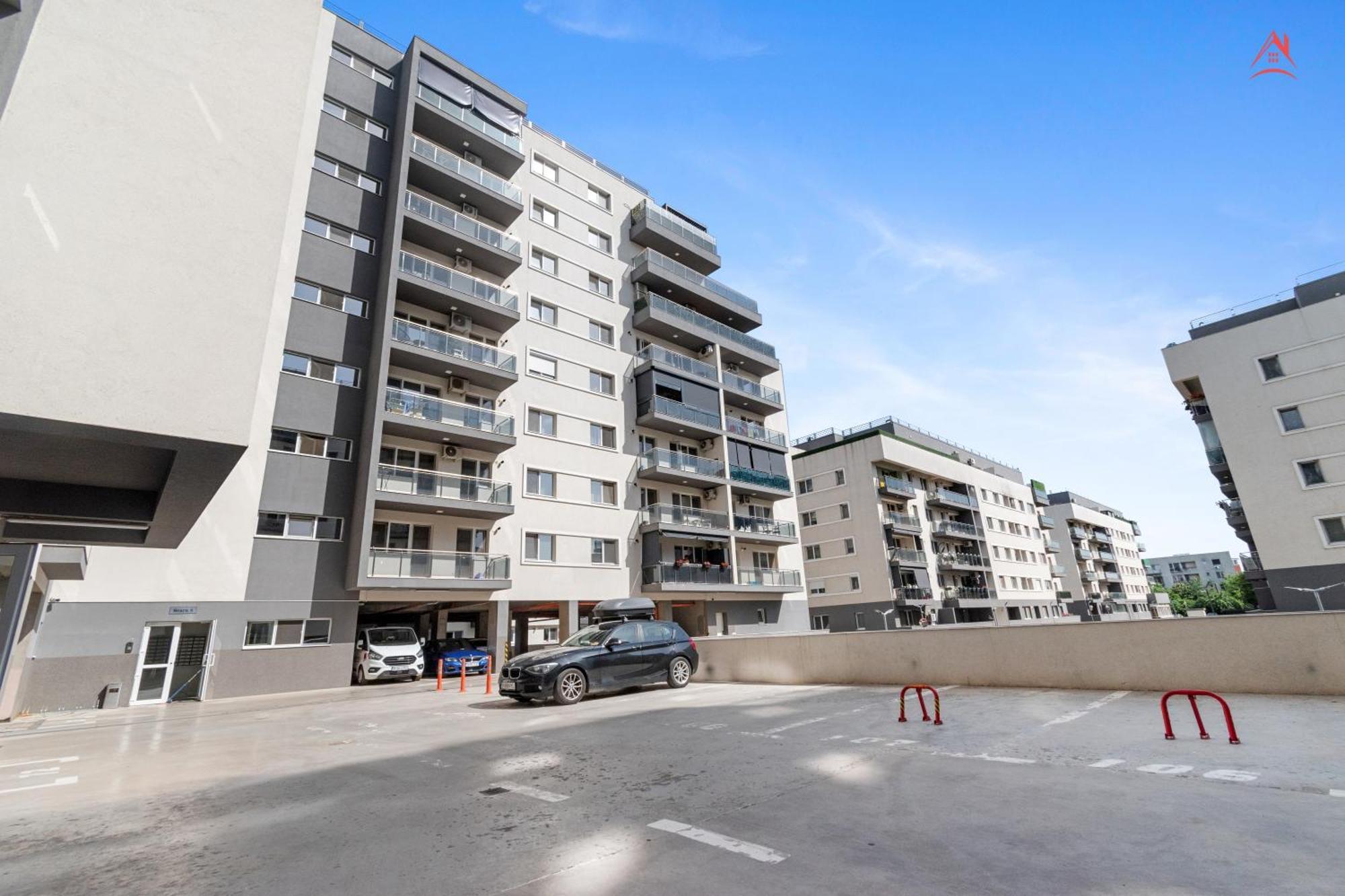 Noussa High Class With Private Parking Apartment Bucharest