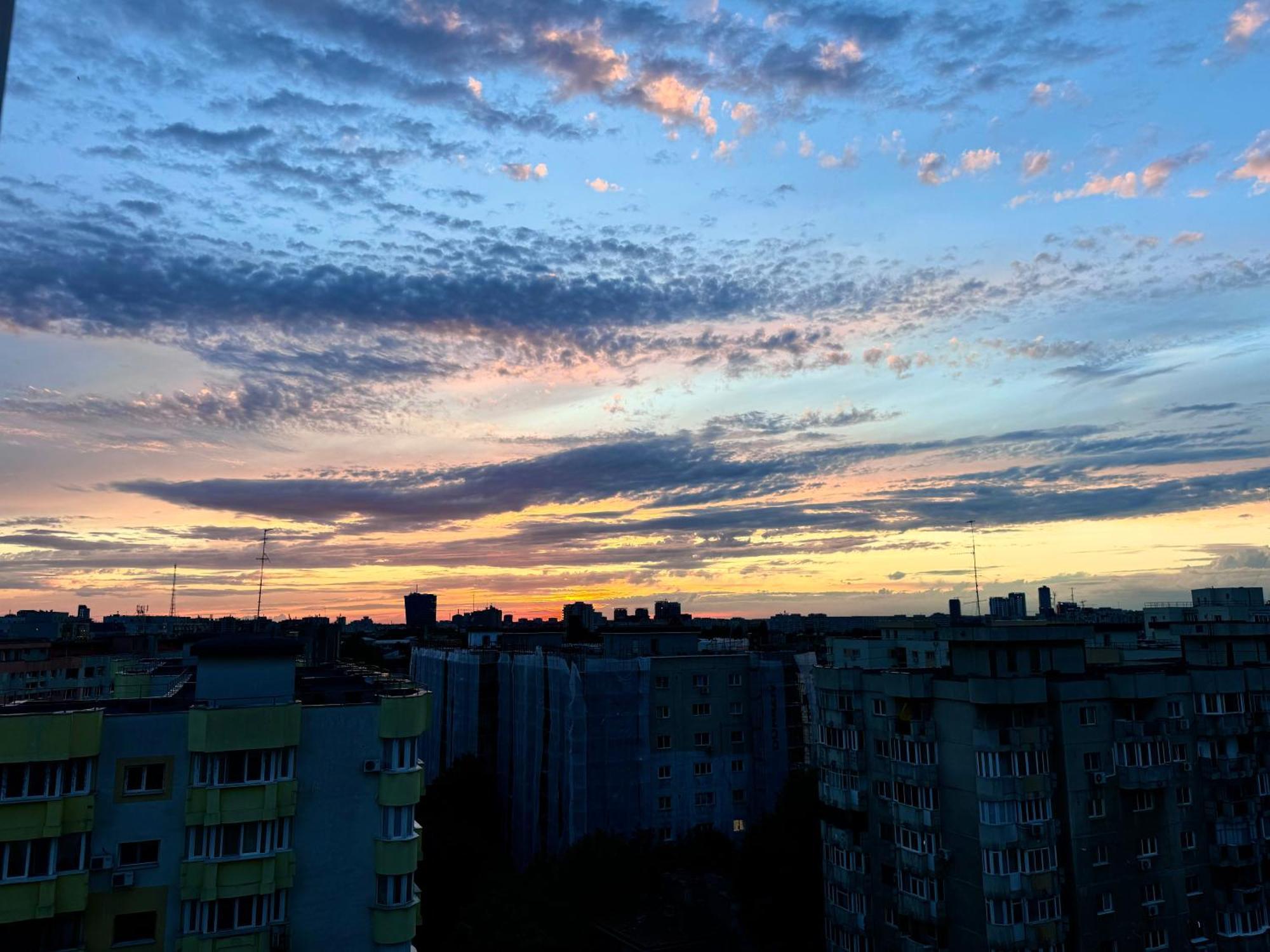 Unde * Bucureşti