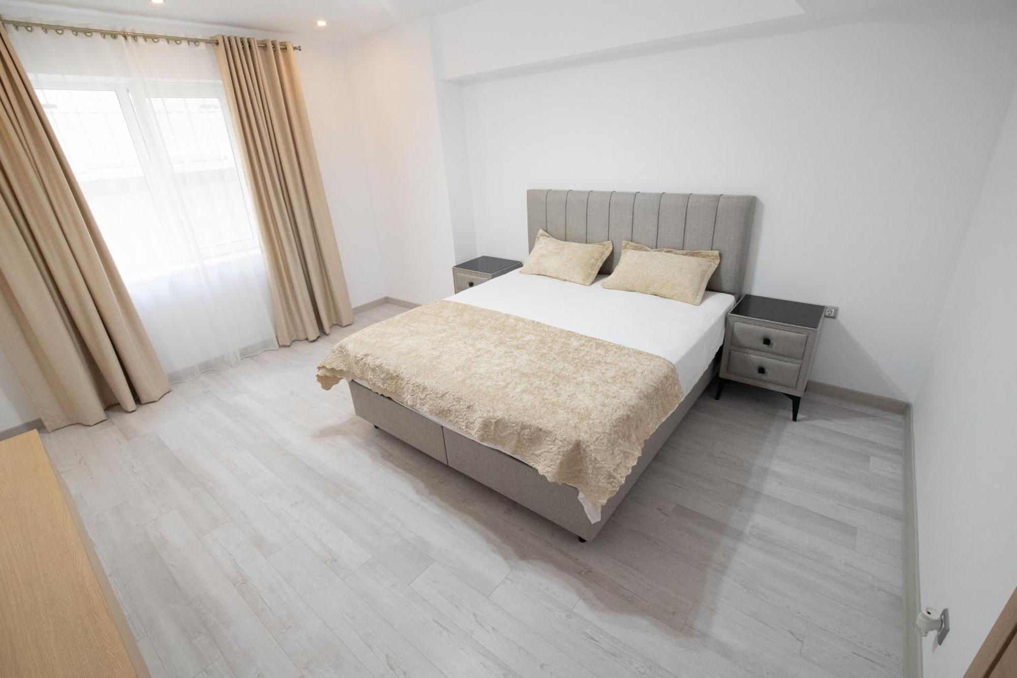 Apartament Happy Place *