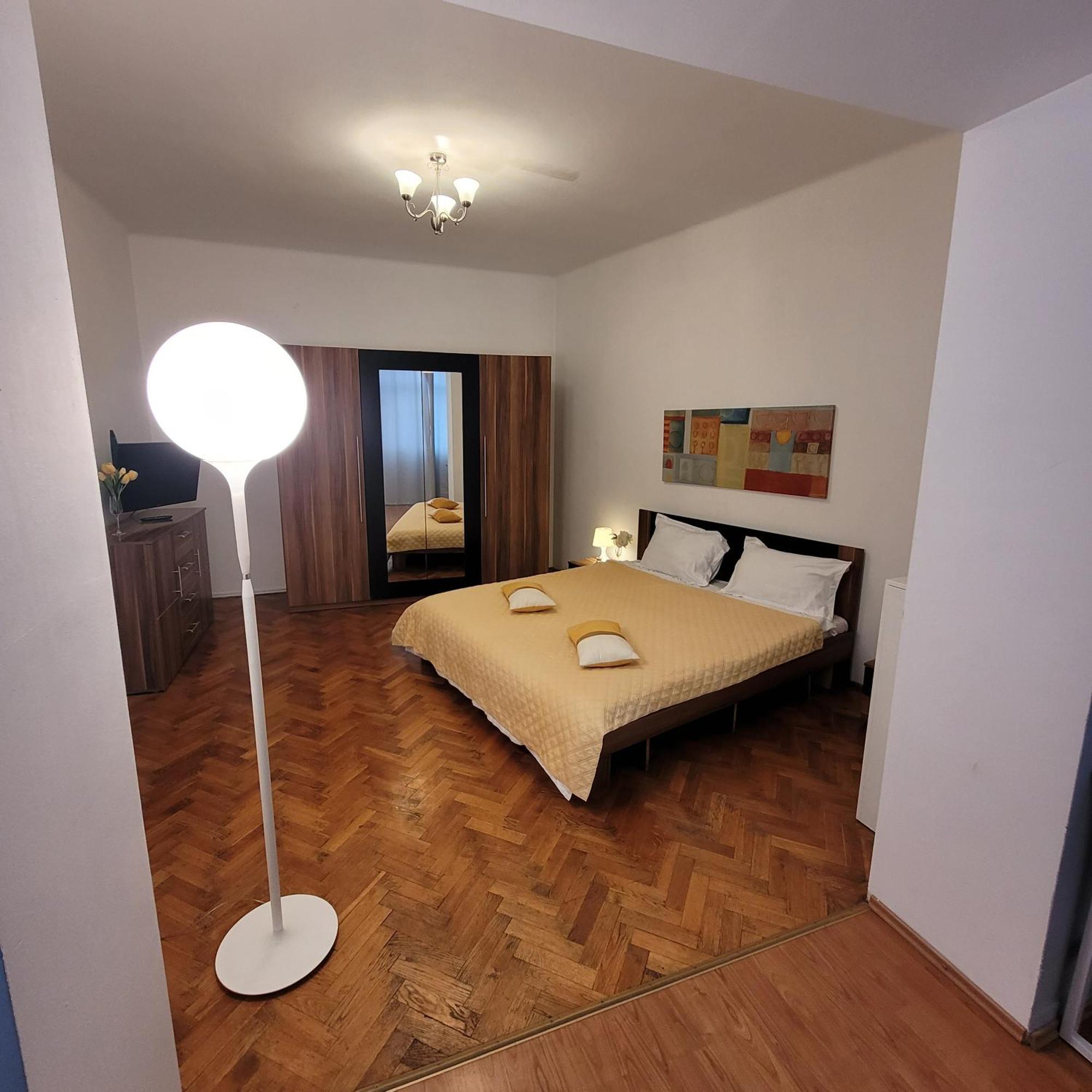 Apartment Anastasia Bratianu 24 A Self Check From 2 Pm *