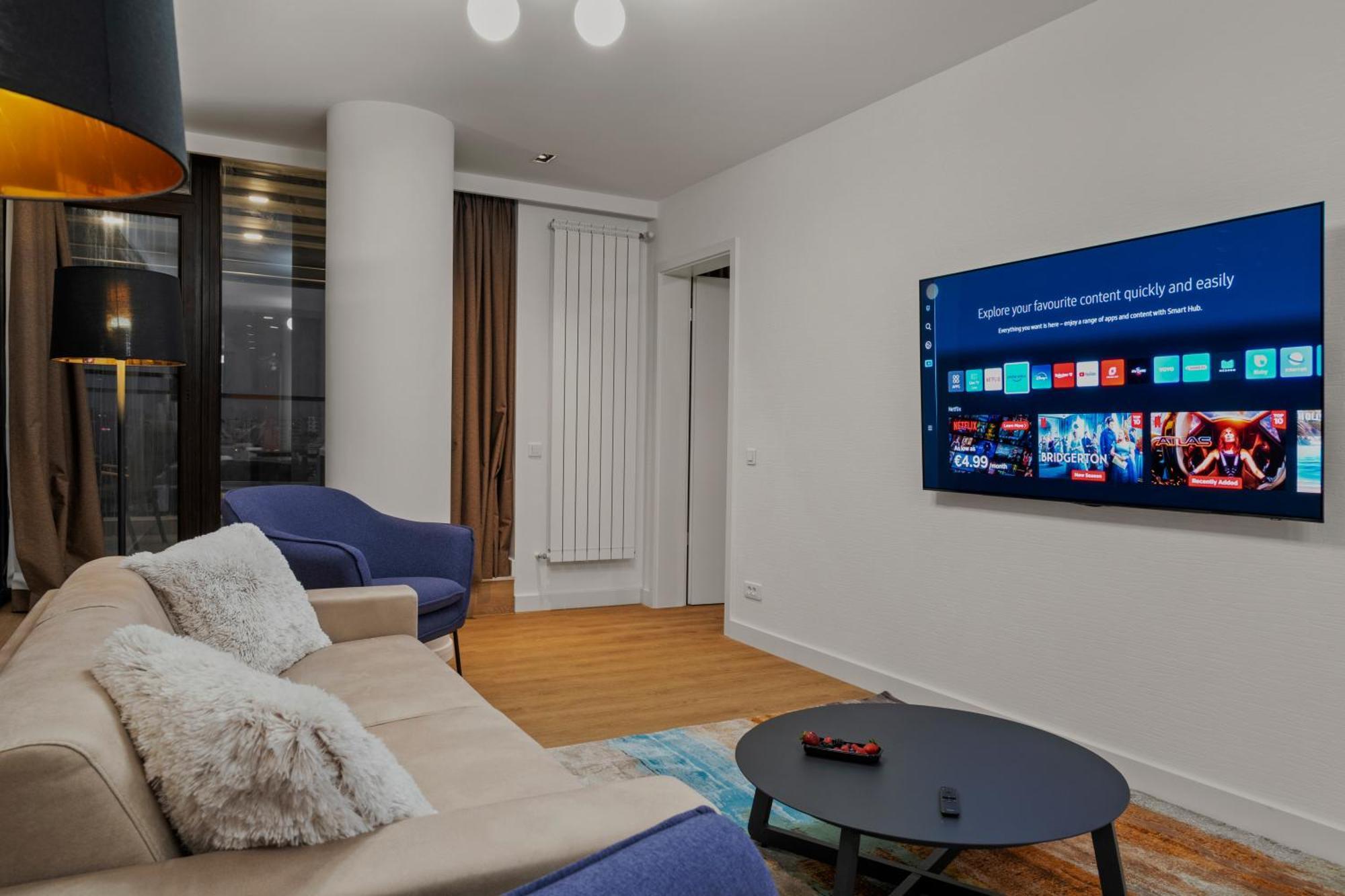 Apartment Crown Penthouse - Luxurious, & Vista Bucharest