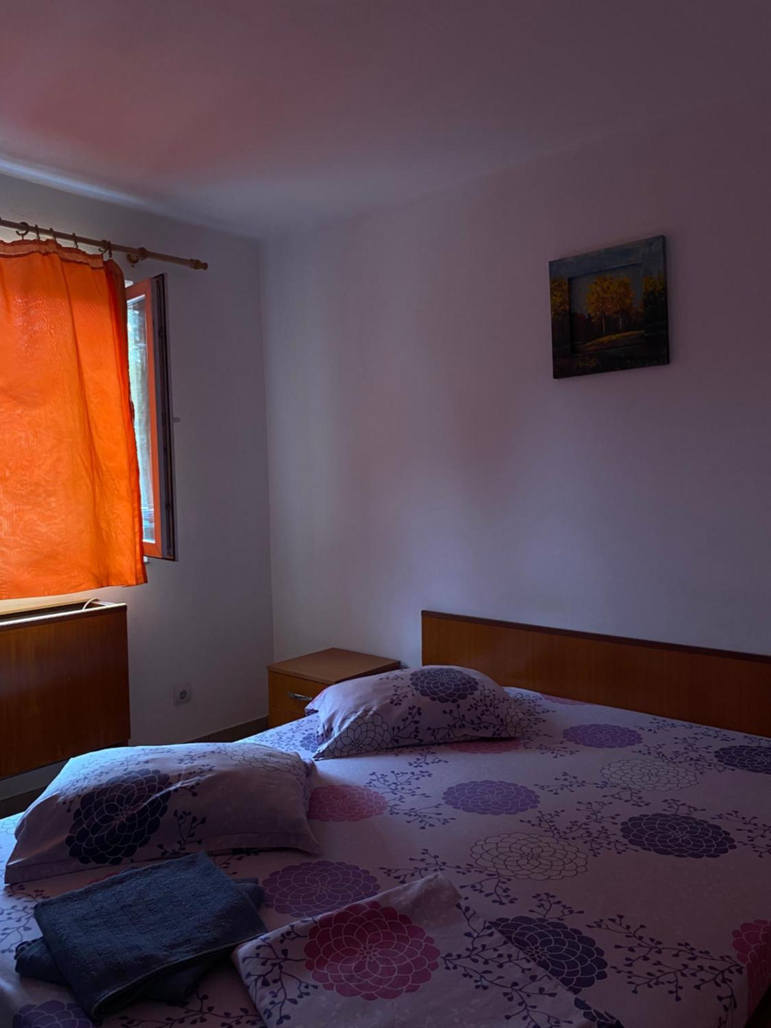 Villa Quiet Garden 1st Floor Bucharest