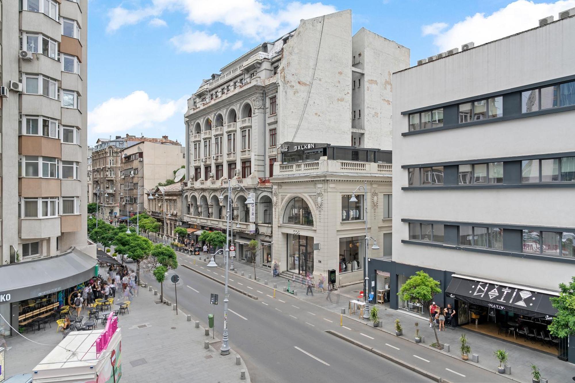 Edes Perfect Location & Modern Apartment Bucharest